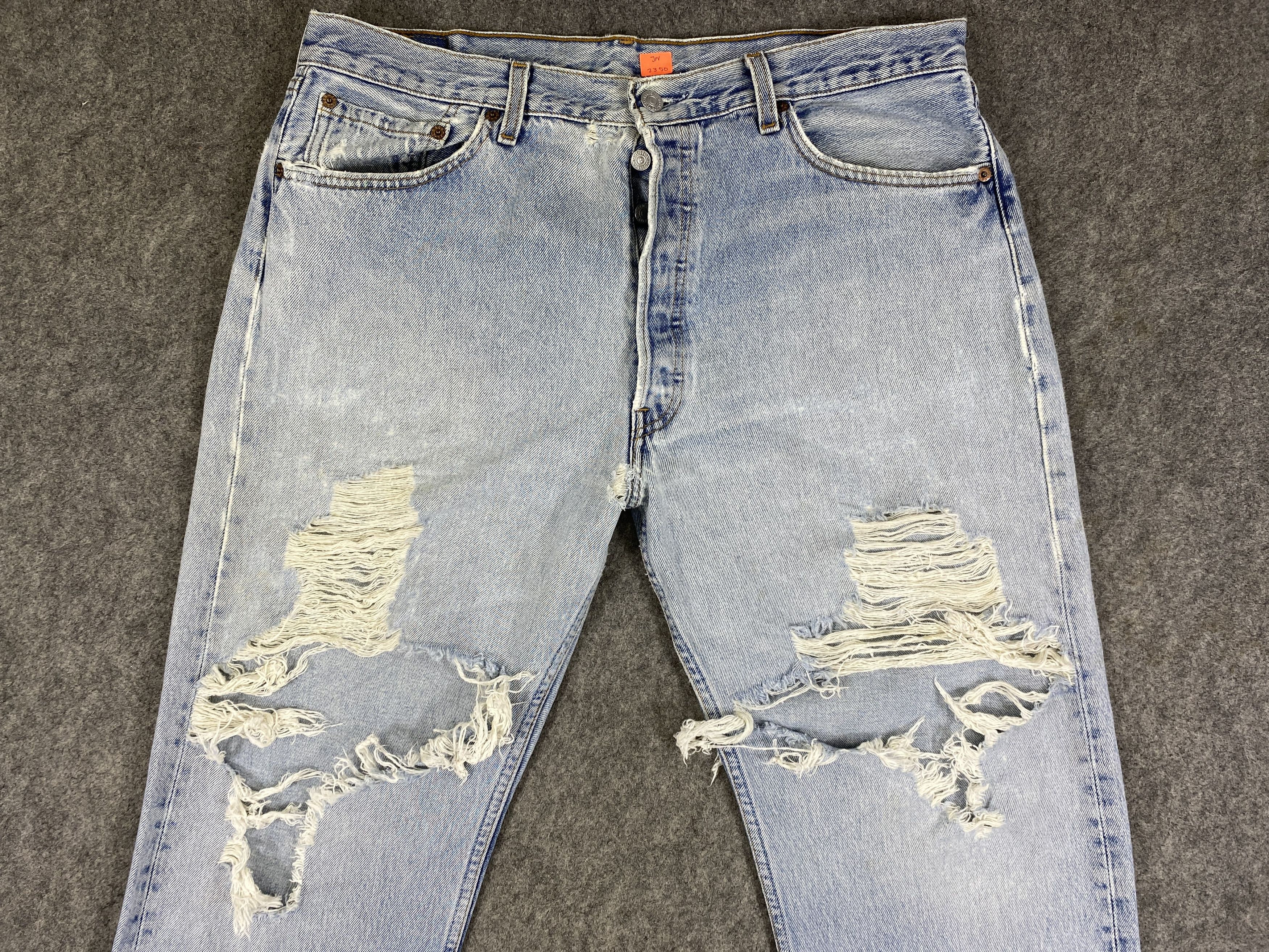 Japanese Brand Light Blue Wash Vintage Levi's 501 36x31.5 Denim -JN2350 Size US 36 / EU 52 - 3 Thumbnail