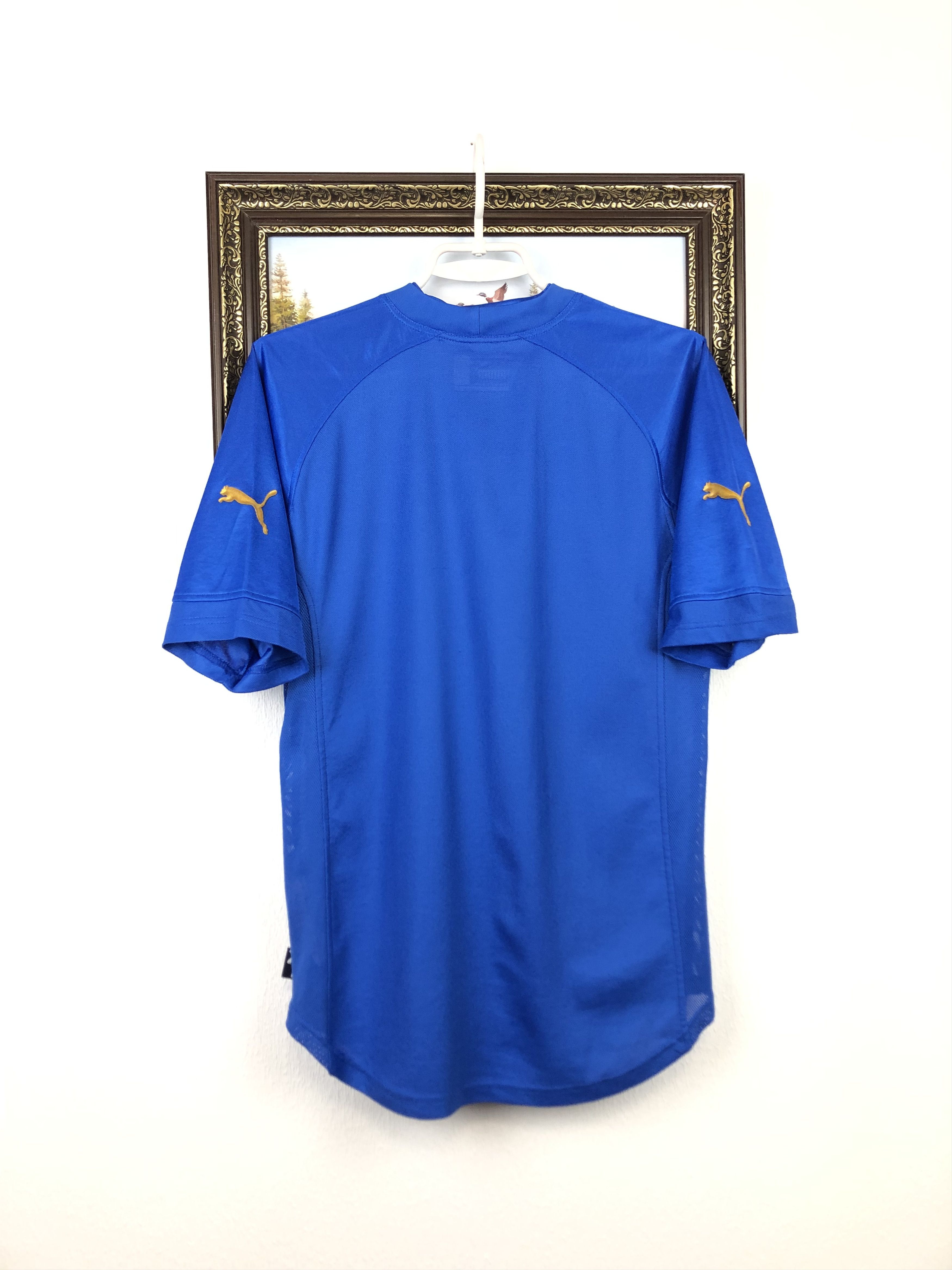 Vintage Italy football shirt 2004 Soccer Puma Maglia Jersey Trikot Size US S / EU 44-46 / 1 - 12 Thumbnail