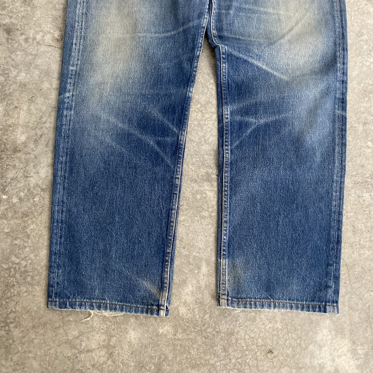Levi's Size 39x30 Vintage 1993 Levis 501 Faded Blue Denim Jeans Size US 39 - 6 Thumbnail