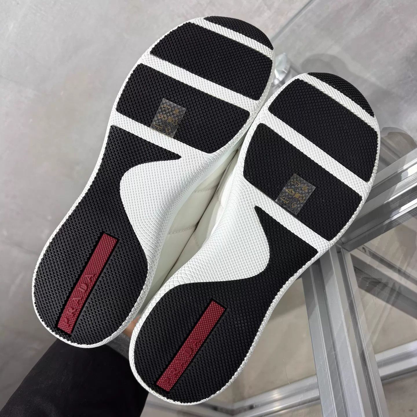 Prada Prada casual white sneakers 36.5 new with box Size US 6 / IT 36 - 7 Thumbnail