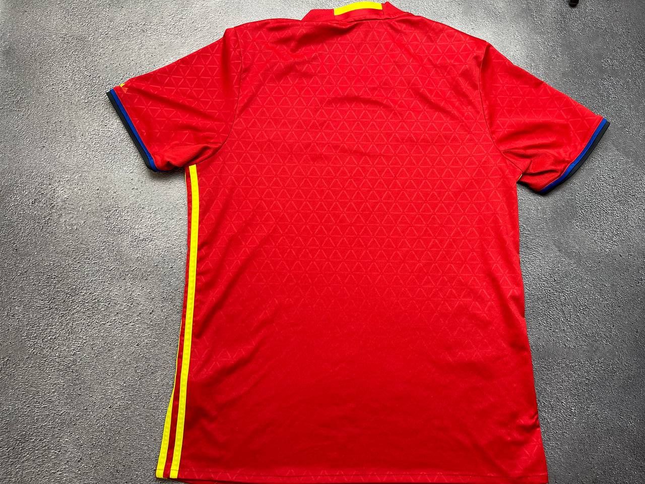 Adidas Vintage Adidas 2016/2017 Spain Soccer Home Jersey Size L Size US L / EU 52-54 / 3 - 2 Thumbnail
