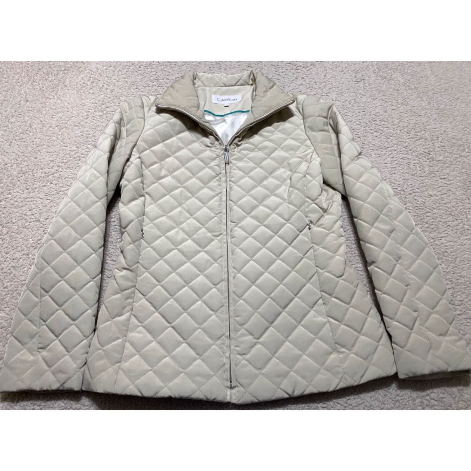 Calvin Klein Calvin Klein Jacket Womens Small Solid Beige Full Zip Puffer Quilted Mid-Length Long Sleeve Regular Zip Pockets Fall Spring Winter Beig e? Size S / US 4 / IT 40 - 2 Thumbnail