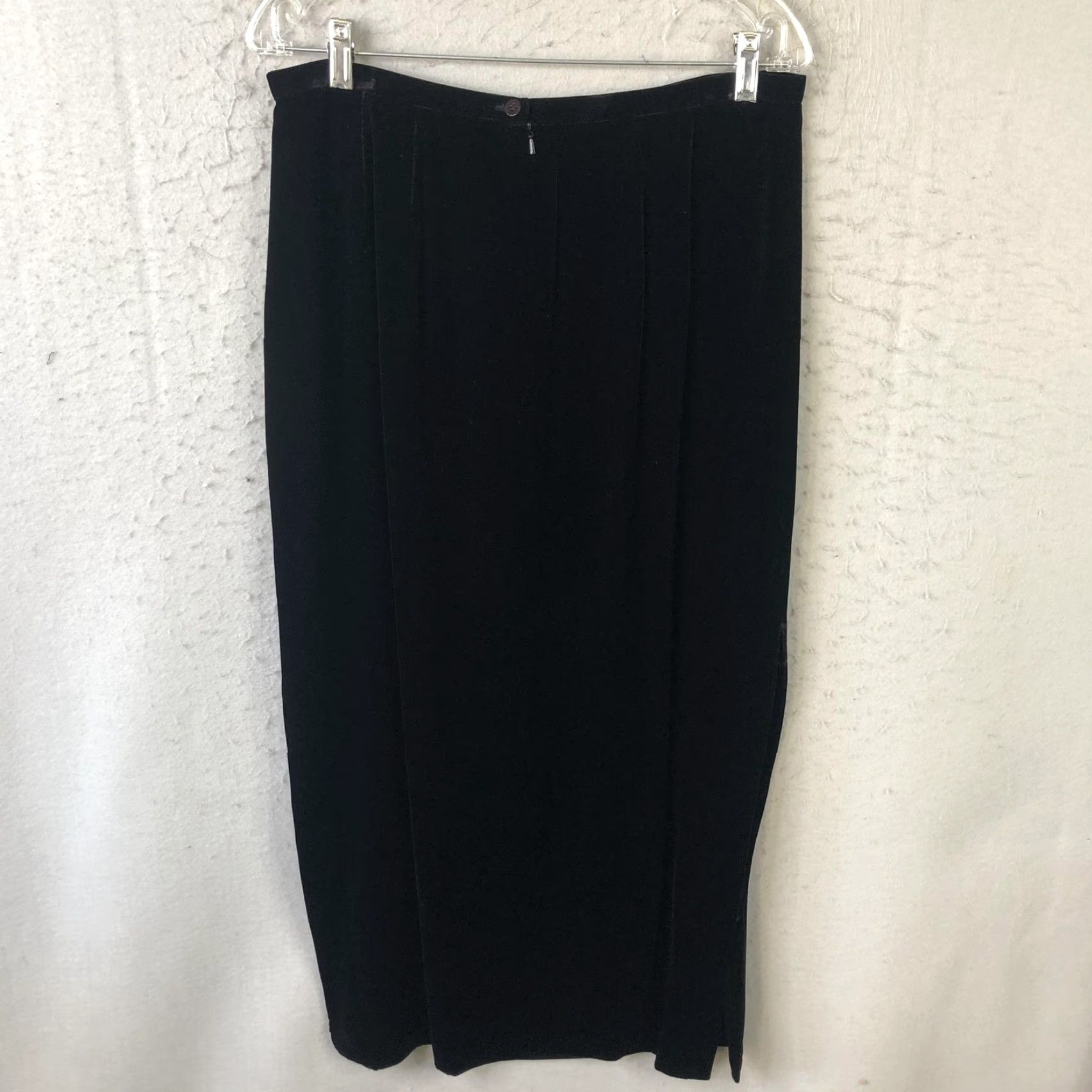 Talbots VINTAGE Talbots Skirt Womens 14 Black Velvet Maxi Formal Evening Rayon Silk Lined Dressy Size 36" / US 14 / IT 50 - 2 Thumbnail