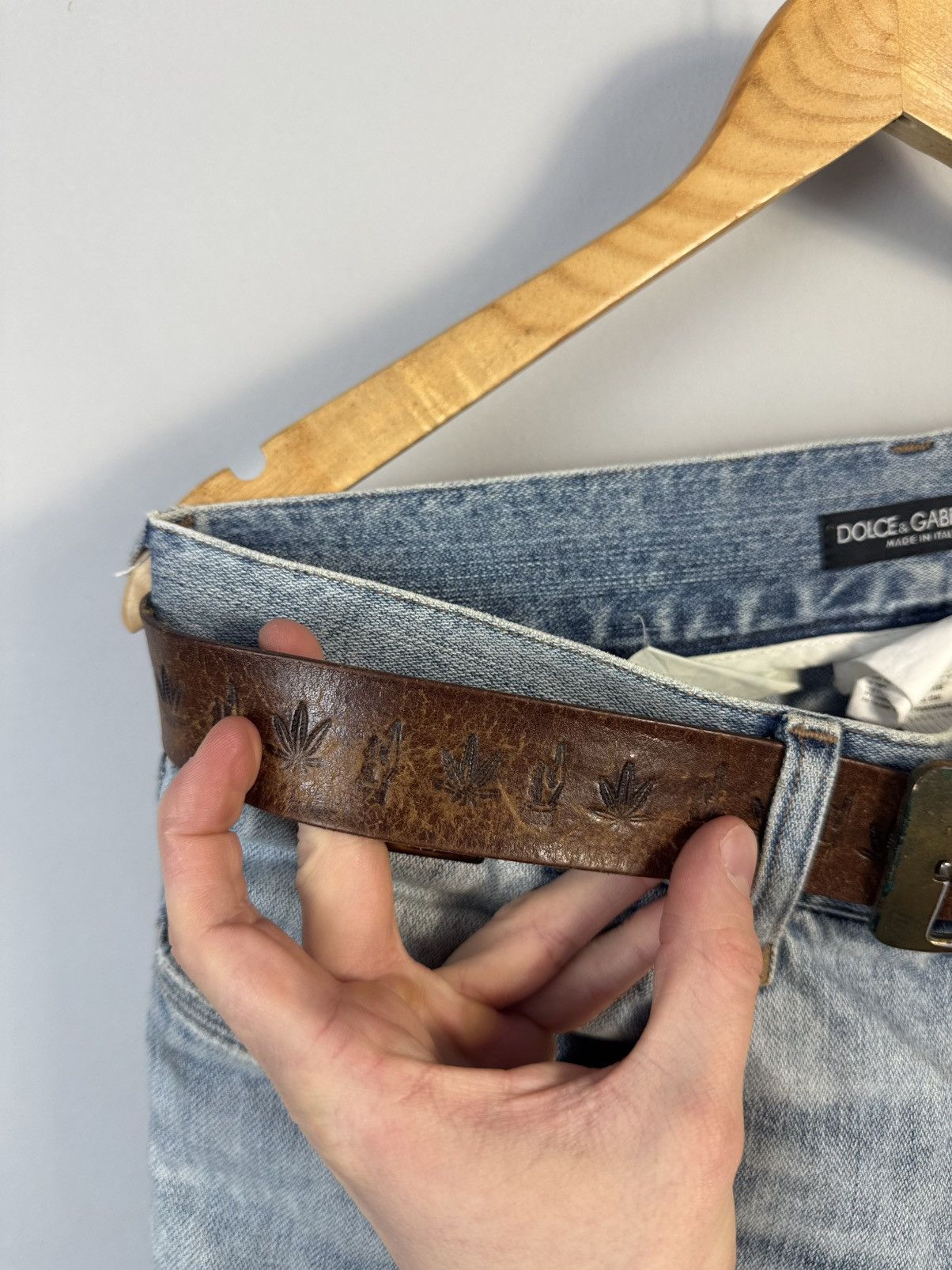 Vintage Very crazy Vintage solid marijuana belt Size ONE SIZE - 6 Thumbnail
