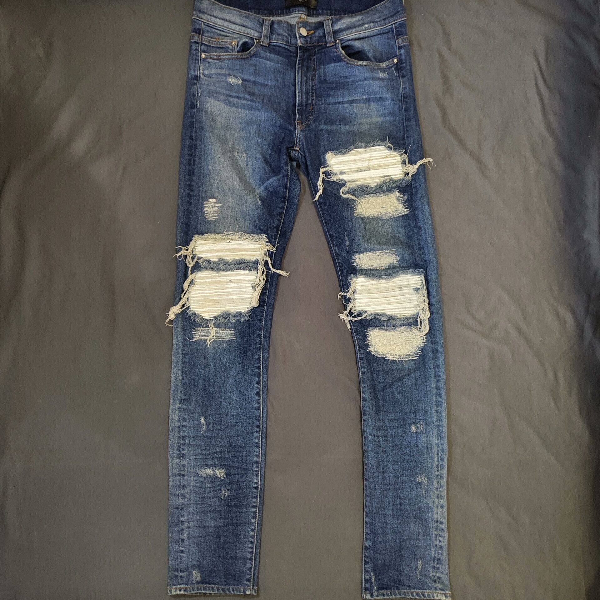 Amiri amiri distressed blue and white jeans Size US 30 / EU 46 - 1 Thumbnail