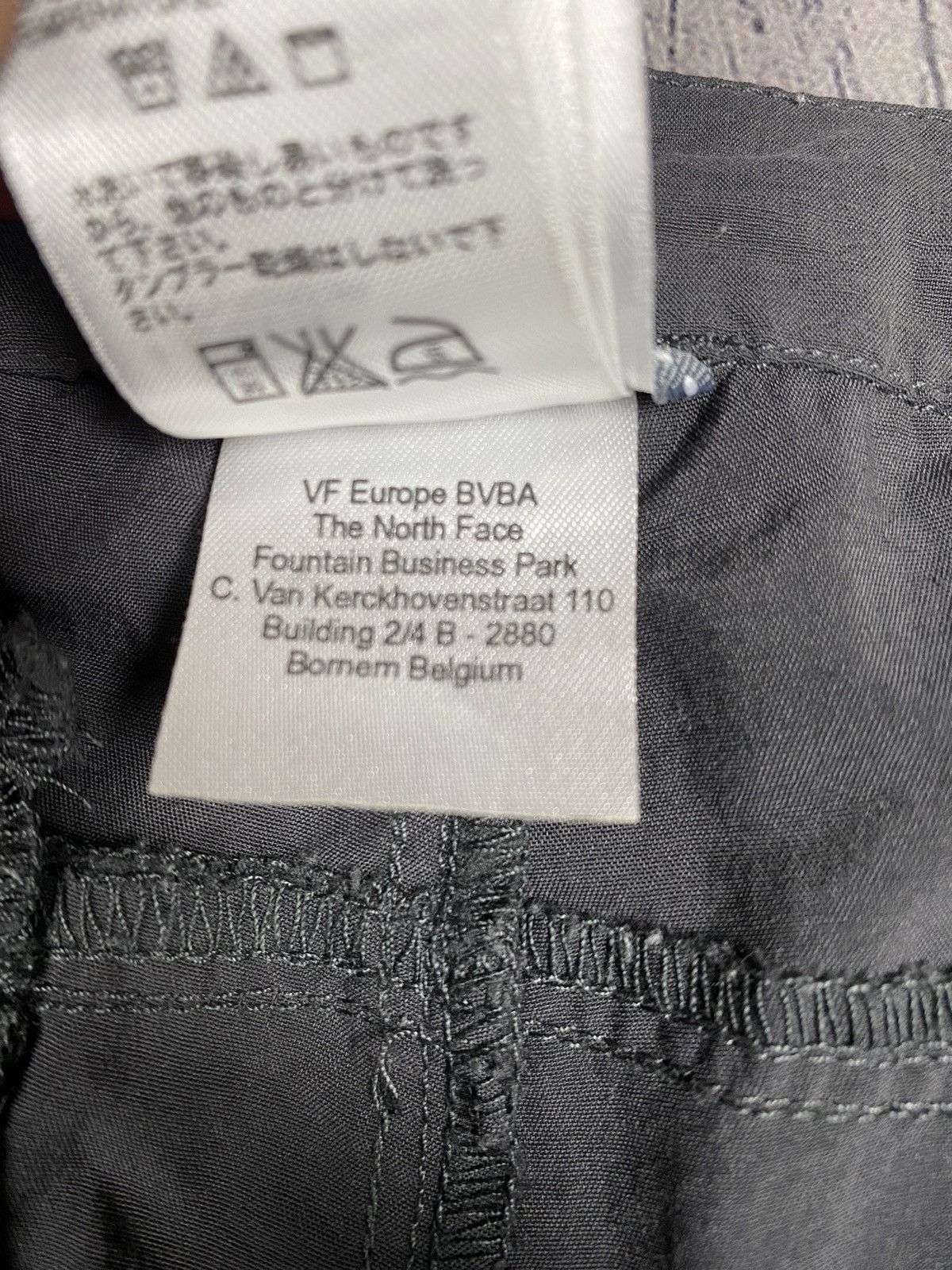 The North Face × Vintage Vintage The North Face Outdoor Pants Size 30" / US 8 / IT 44 - 13 Thumbnail