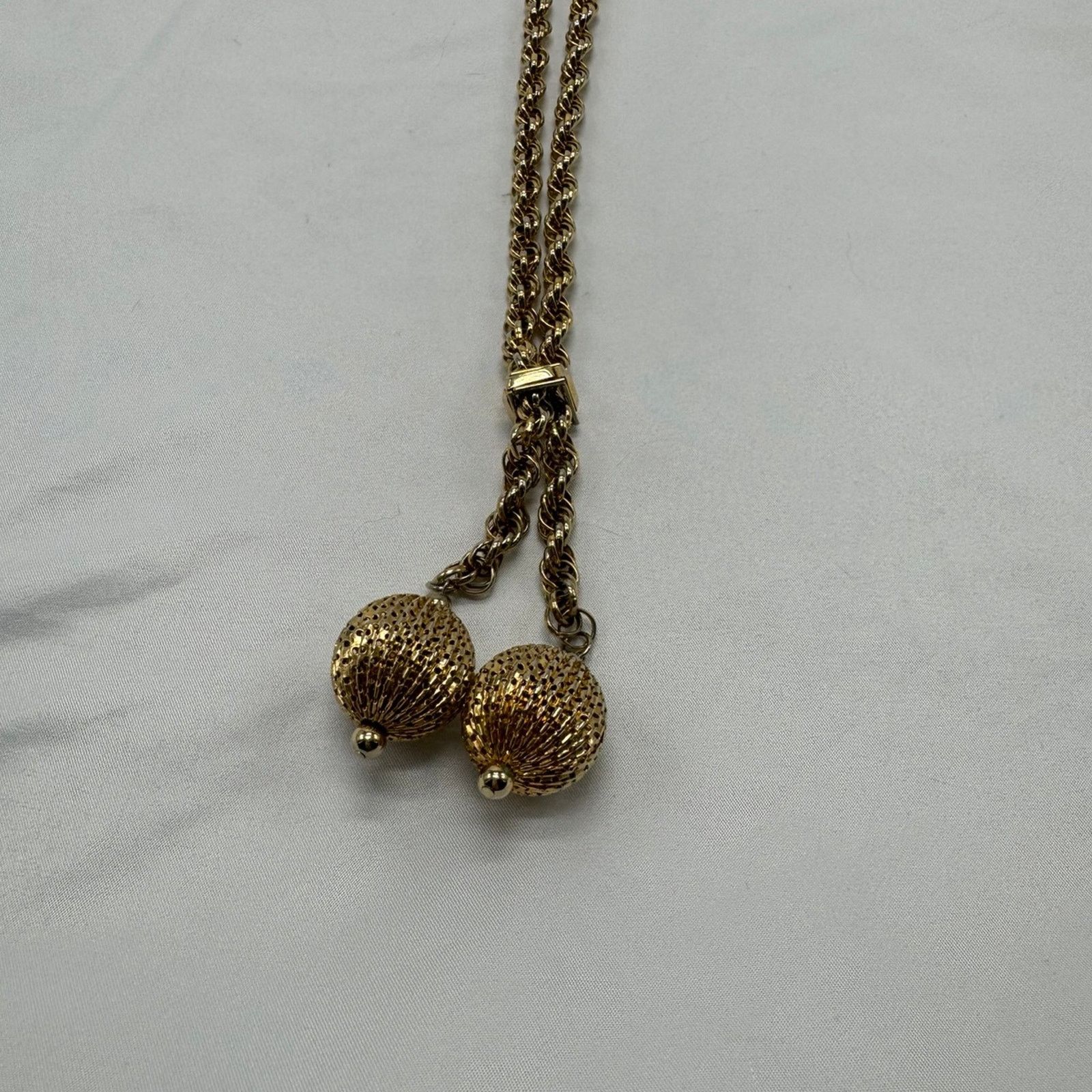 NBDN Nobrandedon VTG gold tone Filagree ball slide necklace Size ONE SIZE - 3 Thumbnail