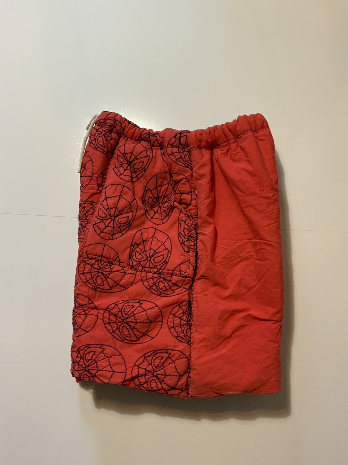 Vintage Marvel Comics Spider-Man Web Mask Quilted Reworked Shorts Size US 34 / EU 50 - 4 Thumbnail