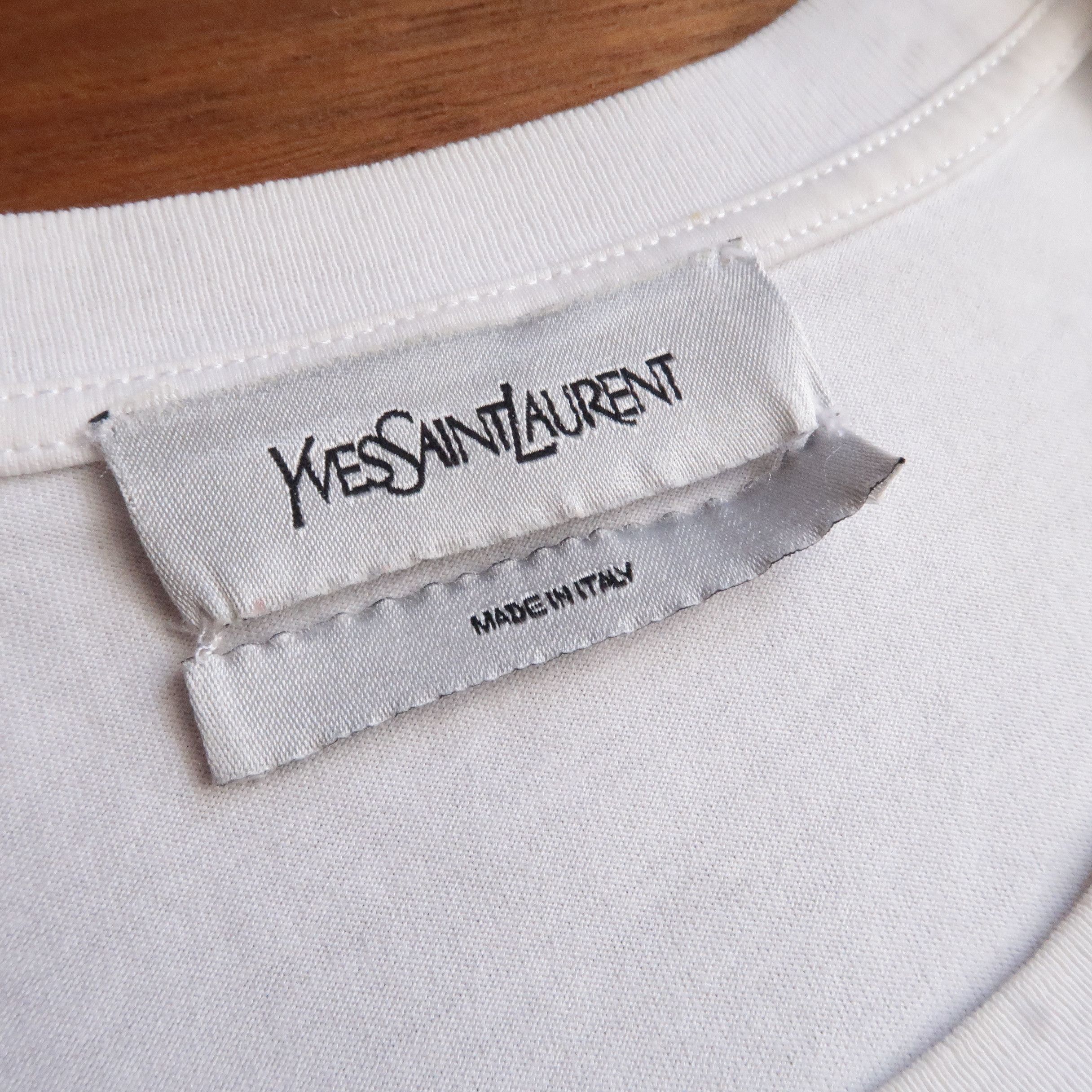 Yves Saint Laurent Yves Saint Laurent T-Shirt Big Logo Size US M / EU 48-50 / 2 - 3 Thumbnail