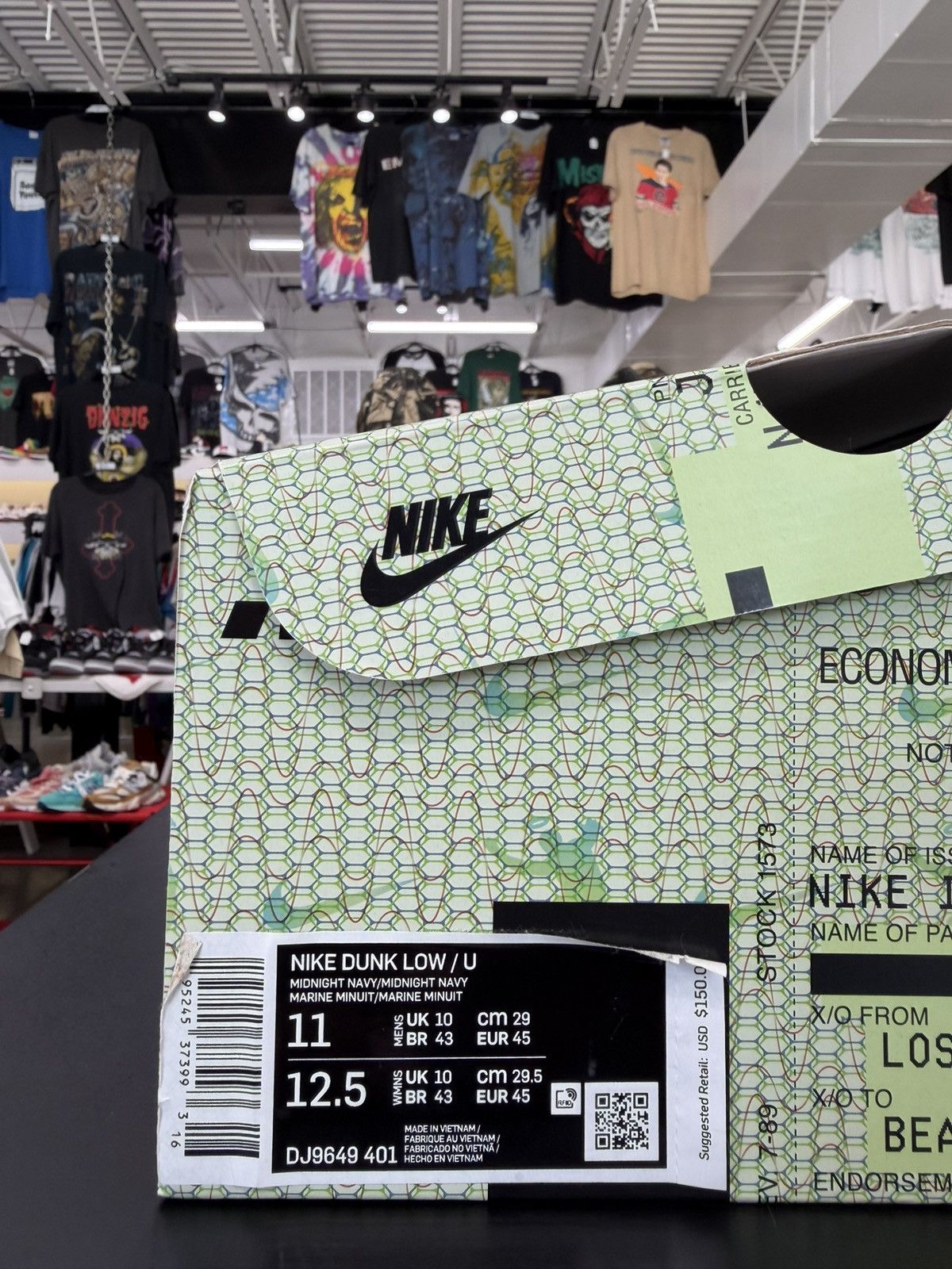 Nike Nike Dunk Low Union Passport Pack Pistachio Size 11 (2022) Size US 11 / EU 44 - 12 Thumbnail