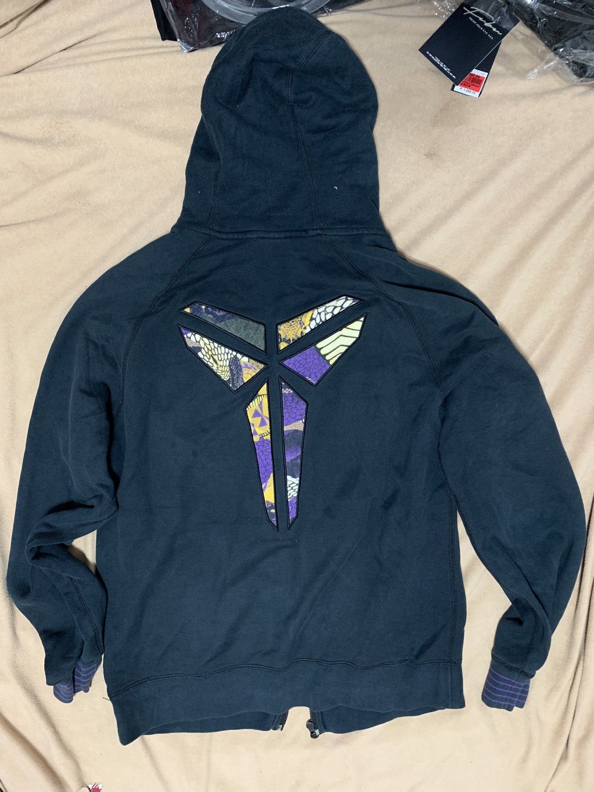 Nike Kobe Bryant Black Mamba Nike Snake skin pattern logo hoodie Size US XL / EU 56 / 4 - 2 Thumbnail
