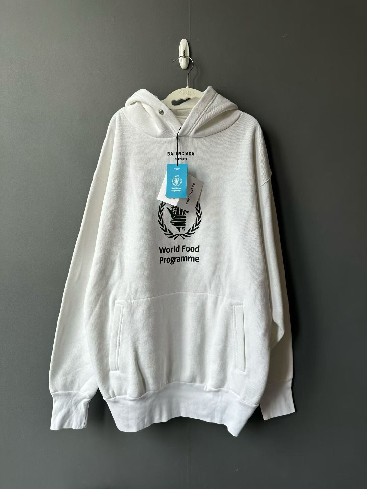 Balenciaga Balenciaga Charity Hoodie Size US L / EU 52-54 / 3 - 1 Thumbnail
