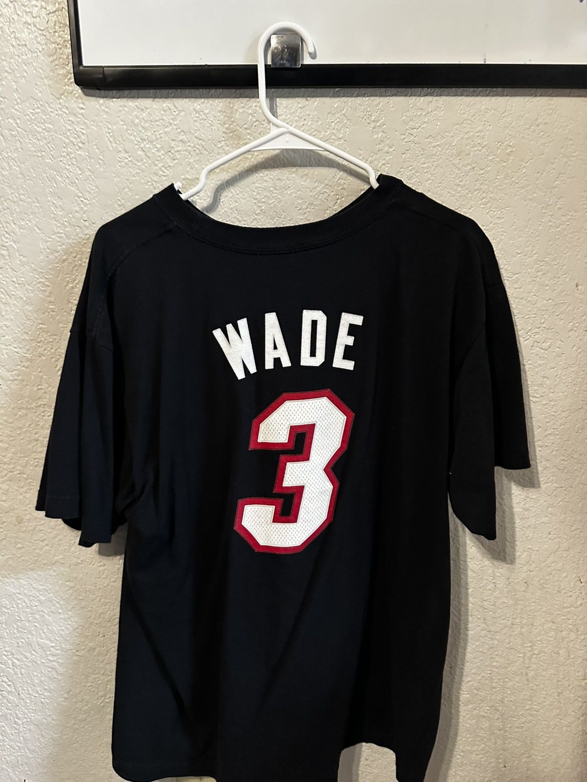Nike × Vintage Nike Vintage Dwayne Wade Miami Heat Jersey Size US XL / EU 56 / 4 - 2 Thumbnail