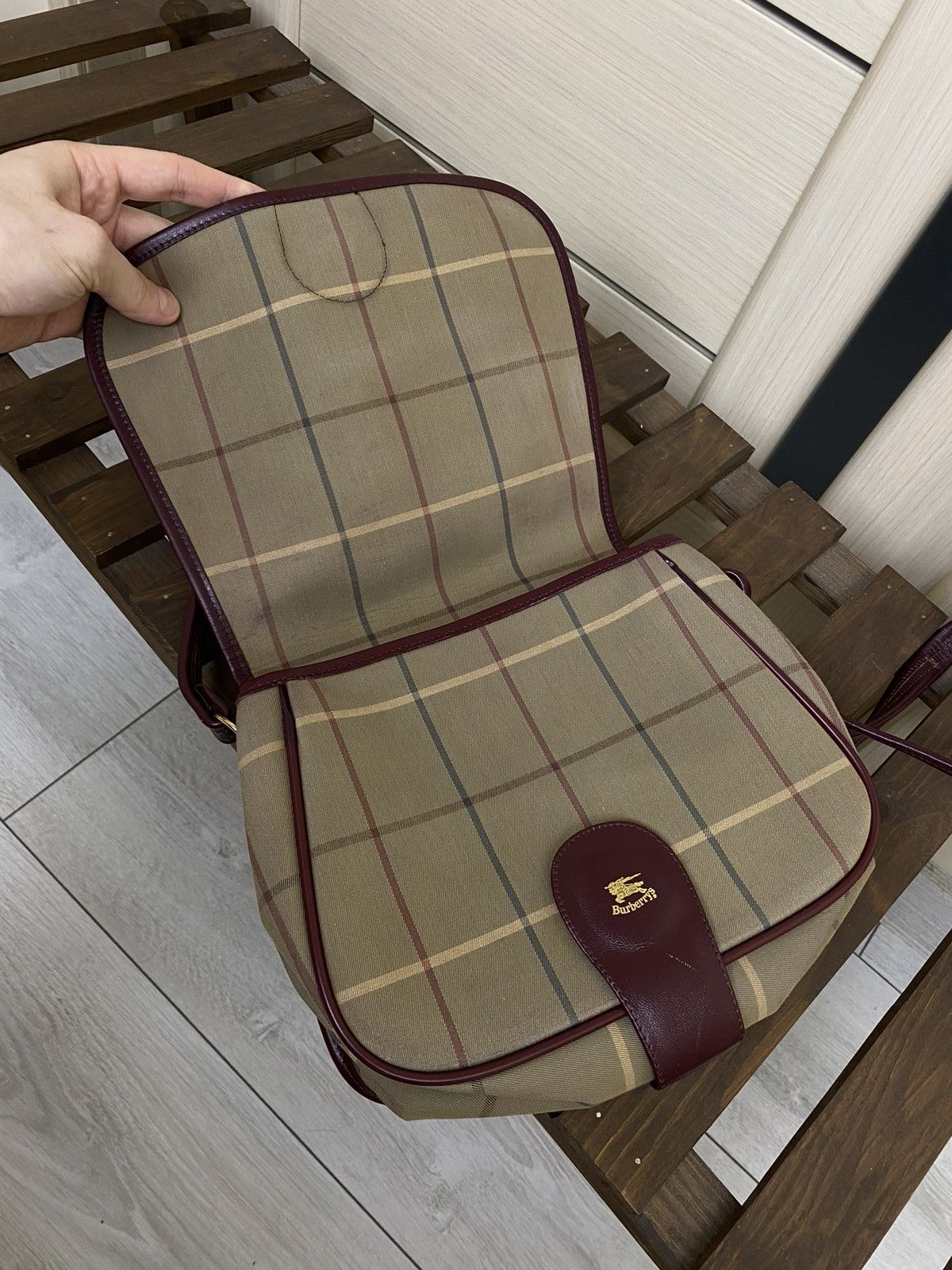 Burberry Vintage Burberry Canvass Check Messenger Bag Real Leather Size ONE SIZE - 24 Thumbnail