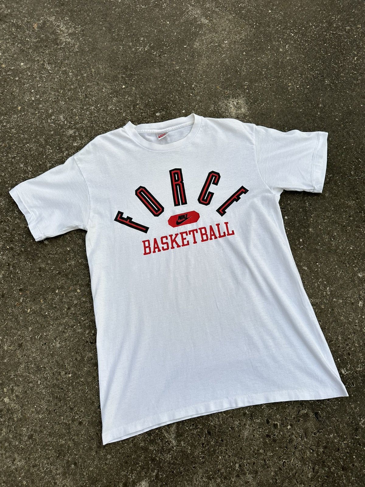 Nike Vintage Nike T-Shirt Made in USA Logo Size US M / EU 48-50 / 2 - 4 Thumbnail
