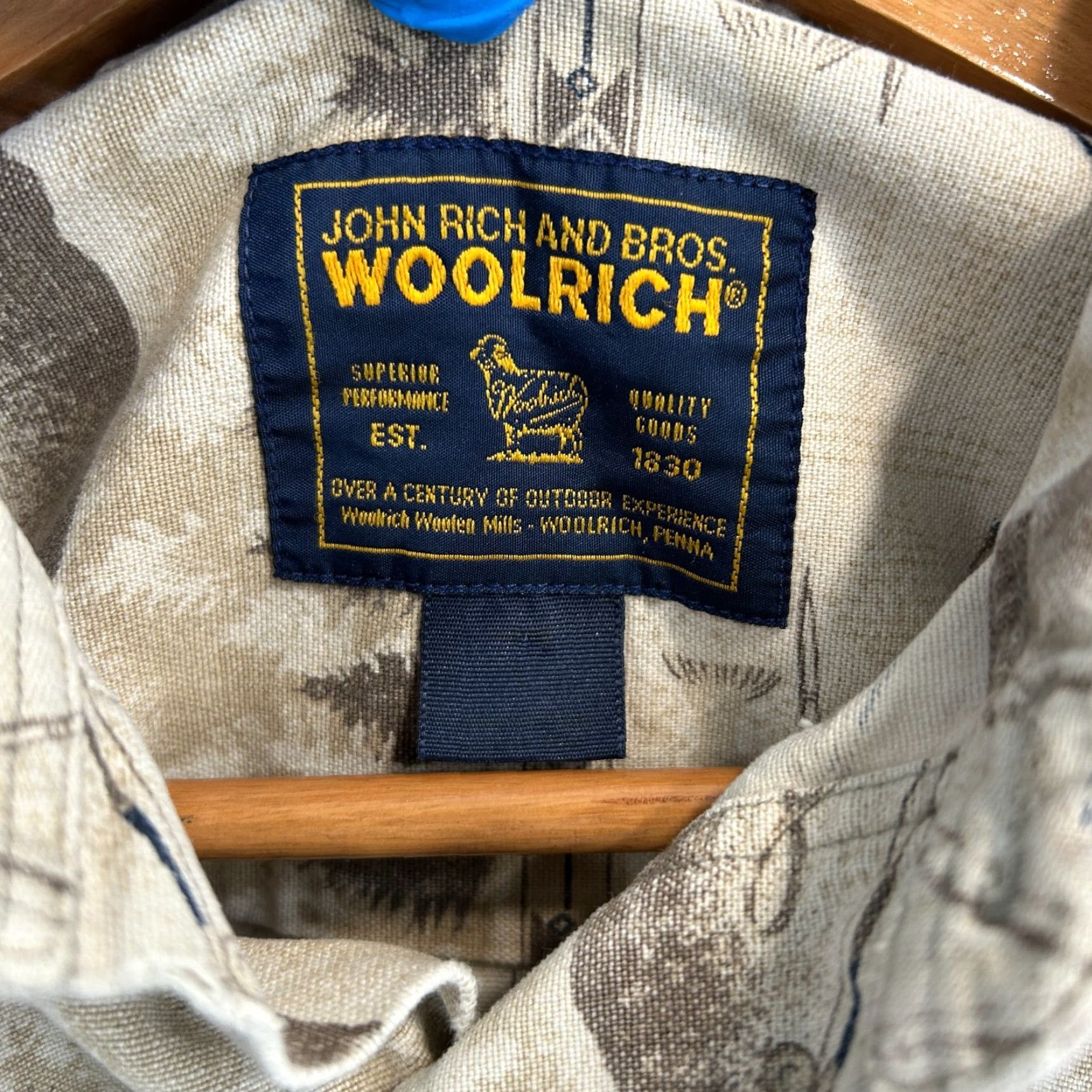 Vintage VINTAGE Woolrich Shirt Mens 2XL Flannel Beig e Plaid Cotton Long Sleeve Button-Up Collared Casual Outdoor Fish Theme Size US XXL / EU 58 / 5 - 3 Thumbnail