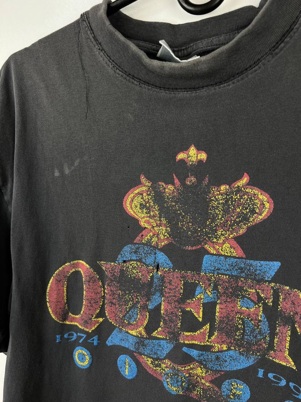 Band Tees Queen 1974-1999 vintage band t-shirts size L Size US L / EU 52-54 / 3 - 3 Thumbnail