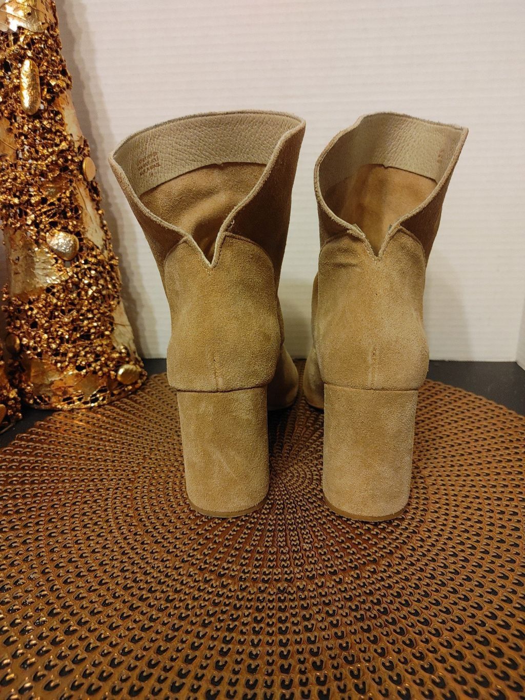 Matisse Matisse Gordy suede booty size 8M Size US 8 / IT 38 - 4 Thumbnail