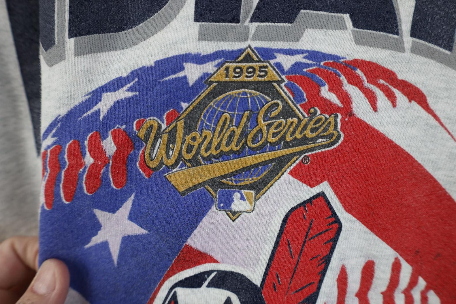 Starter Vintage Starter Chief Wahoo Cleveland Indians Sweatshirt Size US L / EU 52-54 / 3 - 7 Thumbnail
