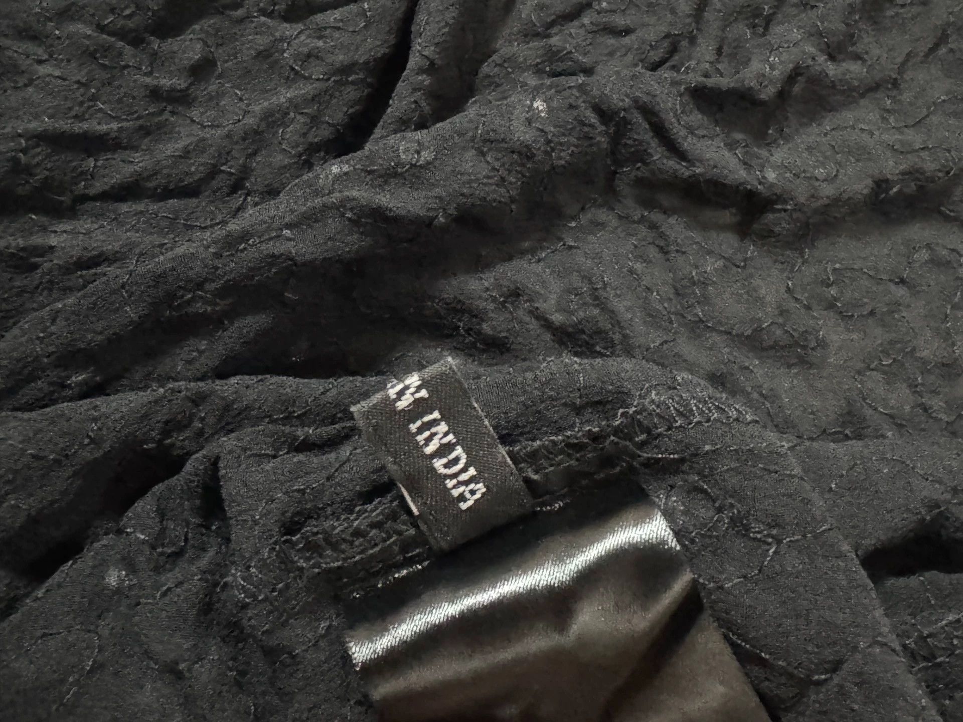 Ann Demeulemeester Ann Demeulemeester 10SS runway silk sequined vest Size XXS / US 00 / IT 34 - 5 Thumbnail