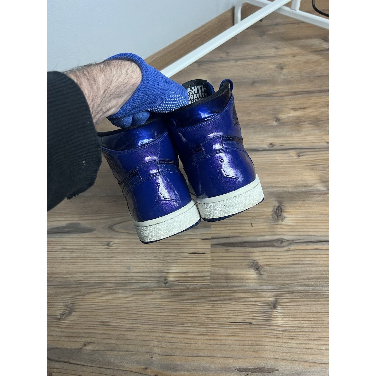 Jordan Brand Size 11 - Air Jordan 1 Retro High Deep Royal Size US 11/ EU Size US 11 / EU 44 - 3 Thumbnail
