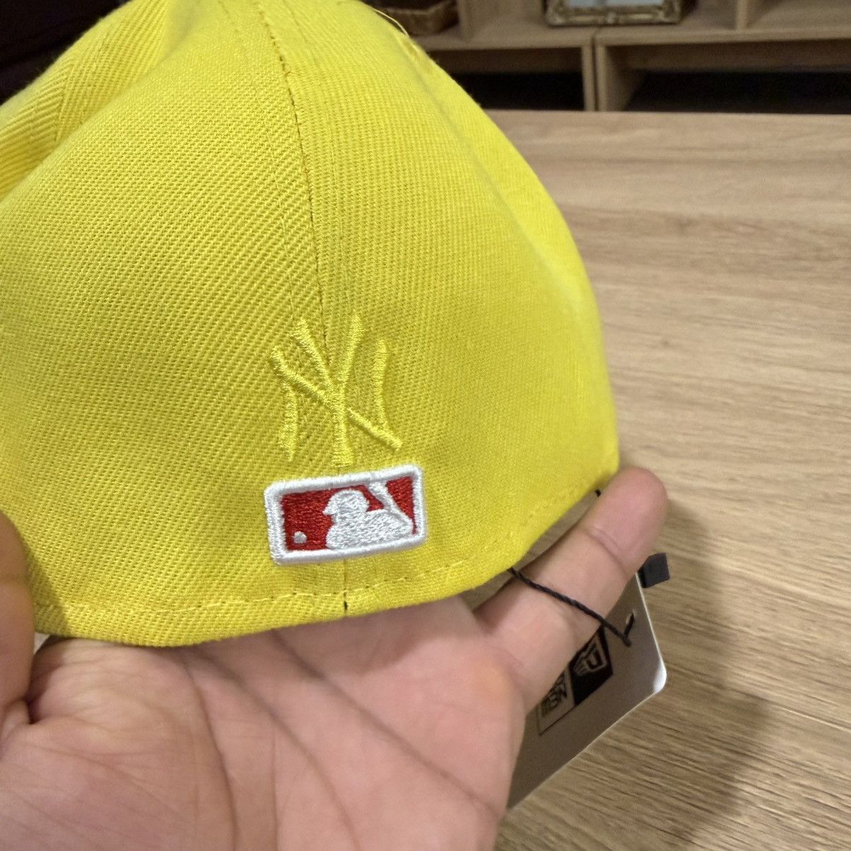New Era NWT New Era New York Yankees “Icy Pop” Fitted Hat Size 8 Size ONE SIZE - 5 Thumbnail