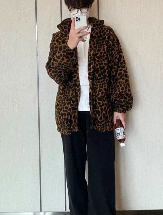 Balenciaga Balenciaga Leopard Fleece Jacket 2412-Nextarrow Size US XS / EU 42 / 0 - 9 Thumbnail