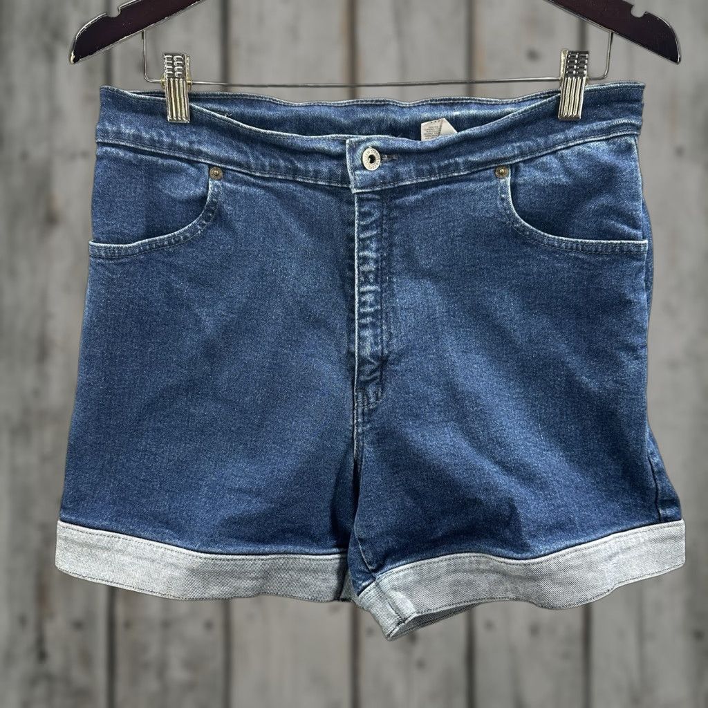 Levi's VINTAGE Levi's Dry Goods Shorts Womens 12 Denim Blue 5-Pocket Classic Fit Casual Summer 90s Womens Size 34" / US 12 / IT 48 - 1 Thumbnail