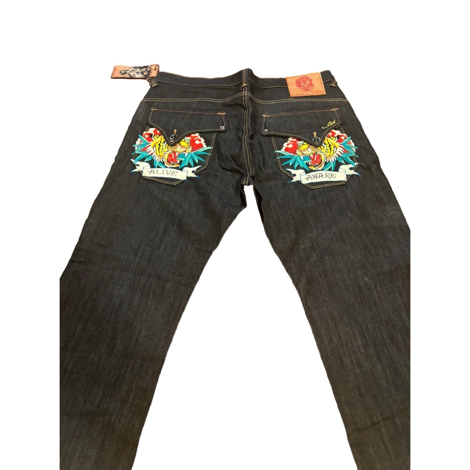 Ed Hardy VINTAGE Ed Hardy Tiger RDMBL Alive N Aware Denim Jeans 40x32 Mens Jeans 5-Pocket Design Black Cotton Denim Embroidered Relaxed Wide-Leg INSEAM 32 in Size US 40 / EU 56 - 4 Thumbnail