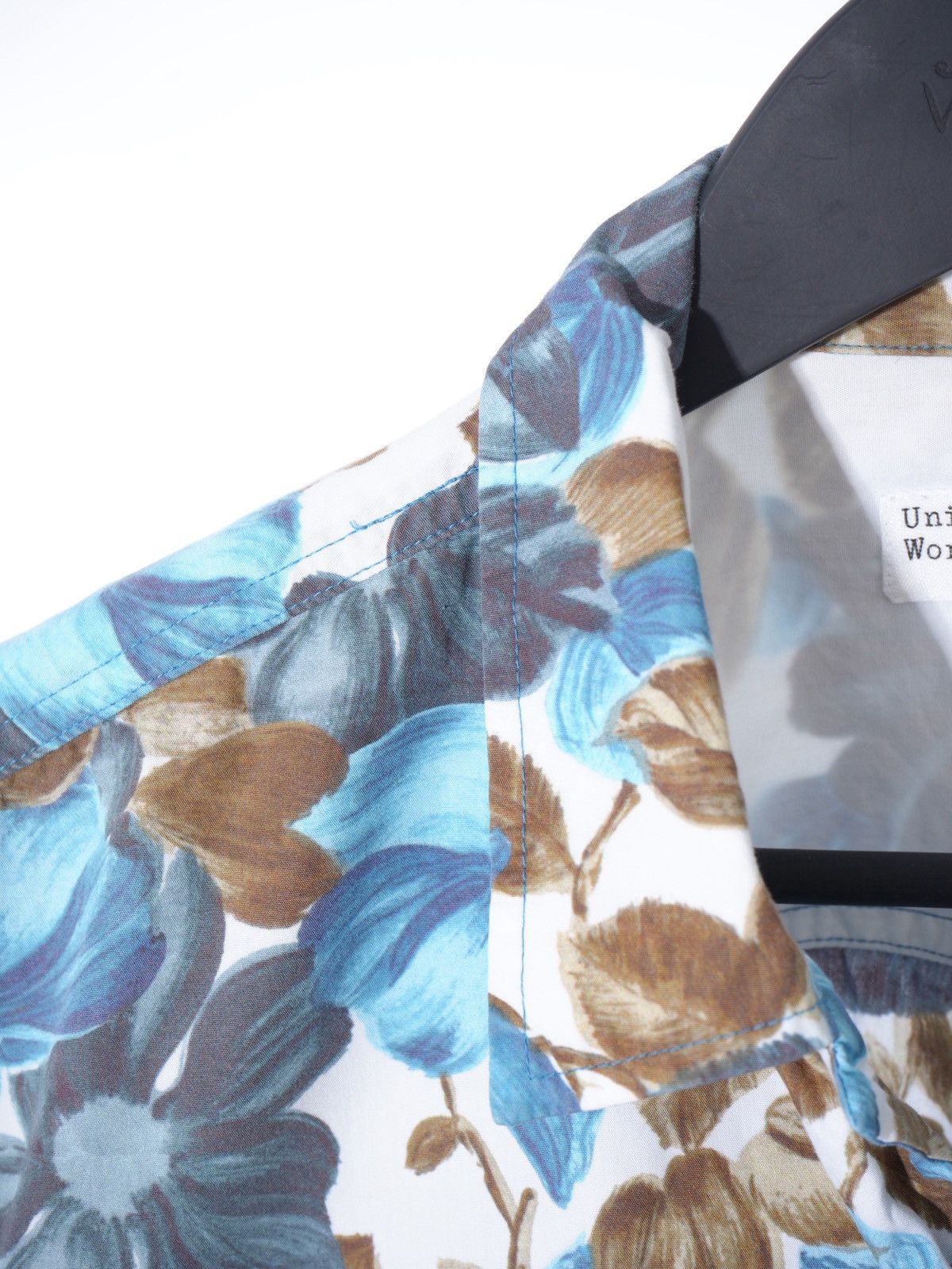 Universal Works Universal Works Men's Shirt Blue Floral Print M Size US M / EU 48-50 / 2 - 2 Thumbnail