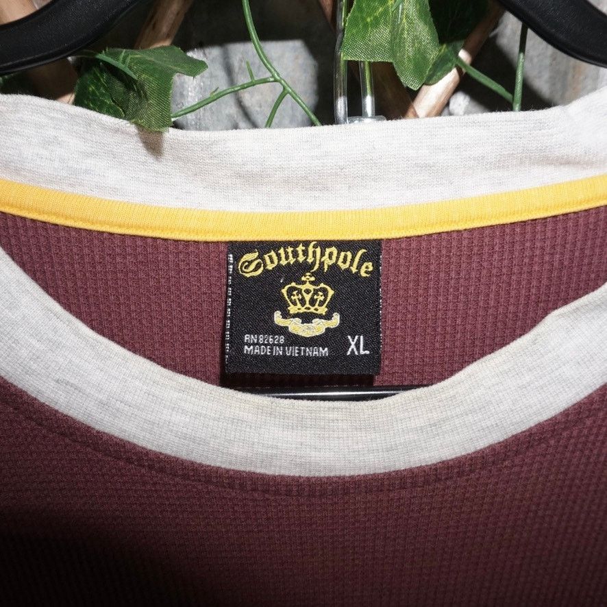 Southpole XL-Vintage Y2K south pole embroider 2000s thermal LS t-shirt Size US XL / EU 56 / 4 - 3 Thumbnail