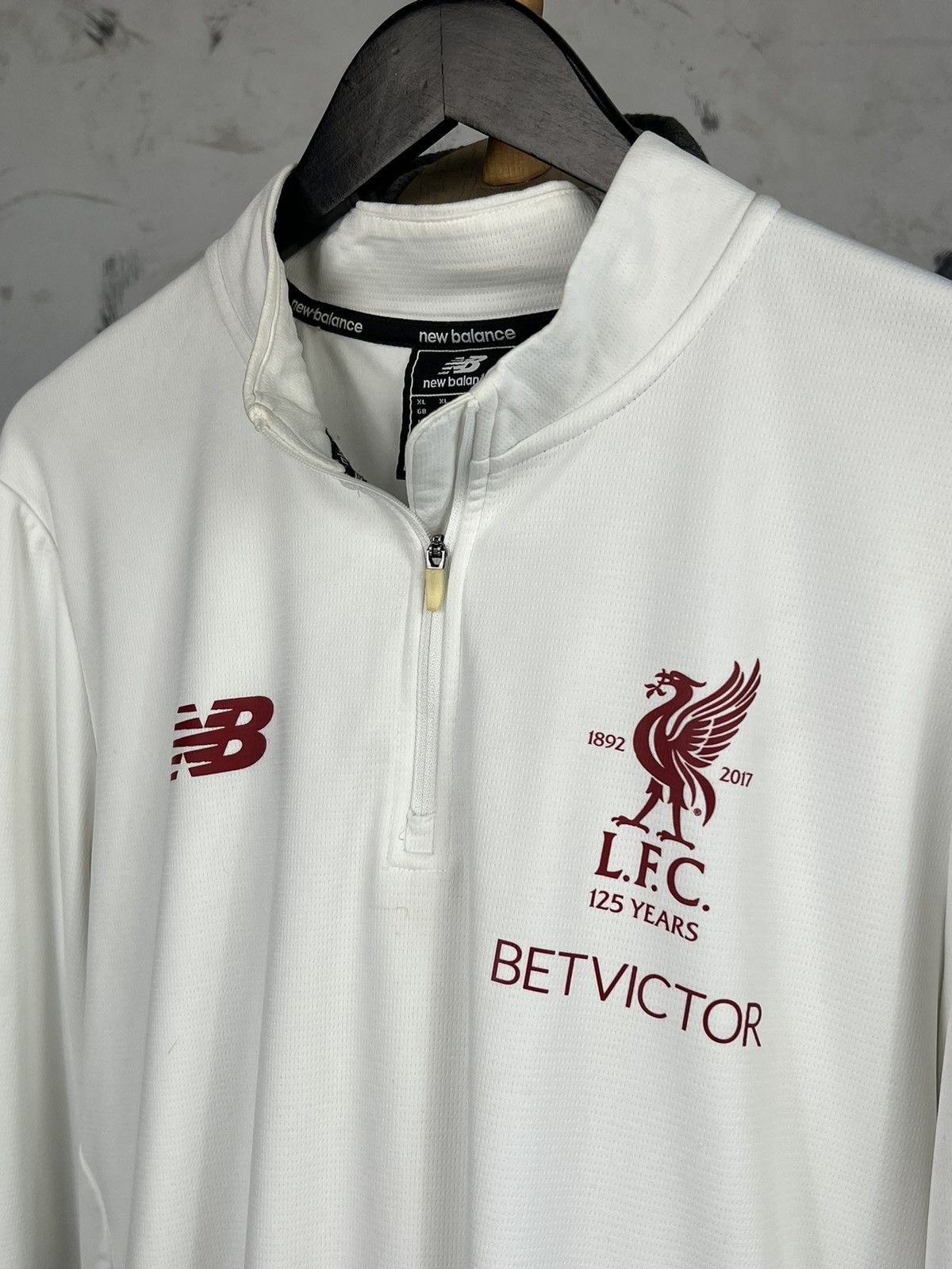 New Balance New Balance Liverpool Training Long Sleeve Jersey Size L-XL Size US XL / EU 56 / 4 - 3 Thumbnail