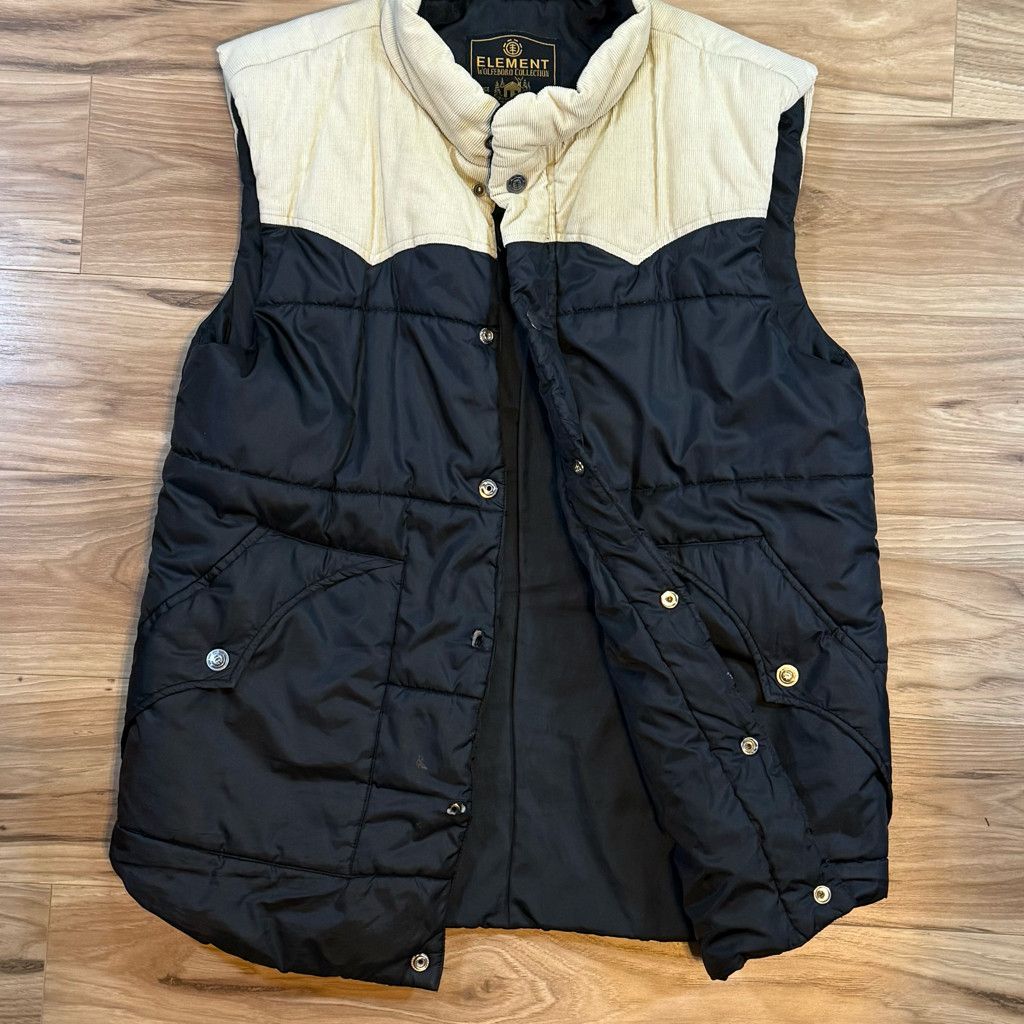 Element Element Men’s Vest Wolfeboro Puffer Large (Button Damaged) Size US M / EU 48-50 / 2 - 8 Thumbnail