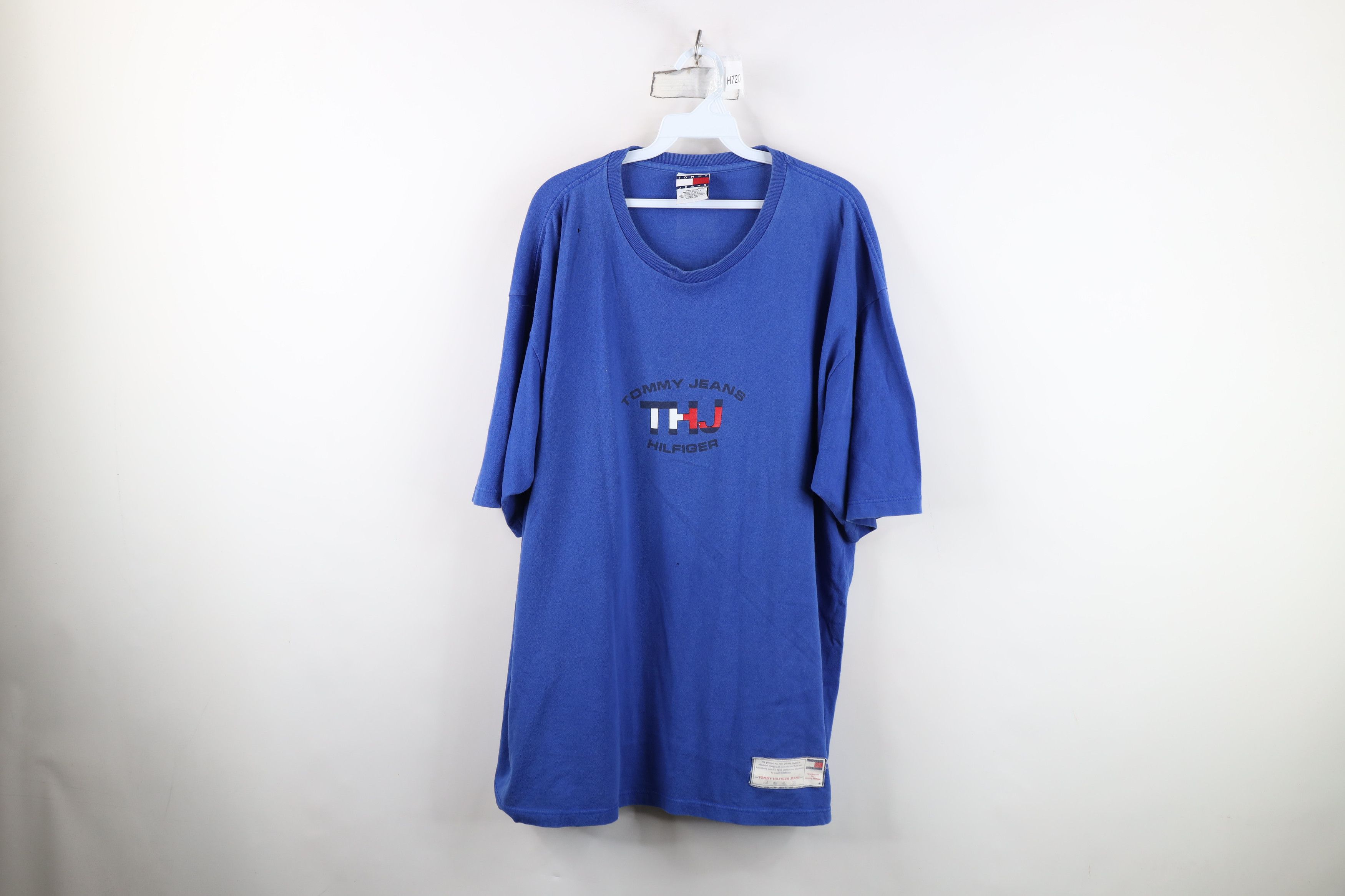 Tommy Hilfiger Vintage 90s Tommy Hilfiger Spell Out Big Logo T-Shirt USA Size US XXL / EU 58 / 5 - 1 Thumbnail