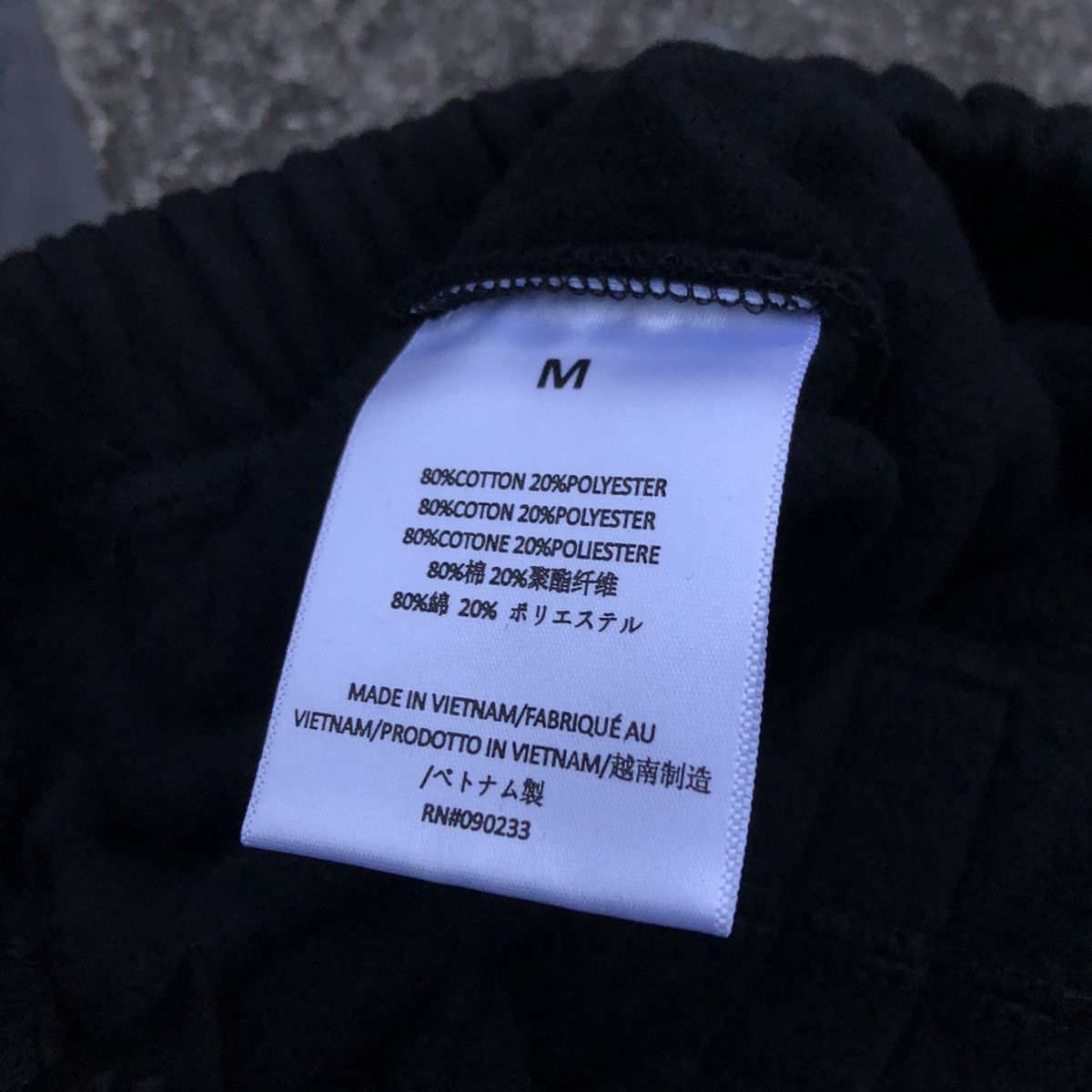Essentials × Fear of God Essentials Fear of God Shorts Size US 34 / EU 50 - 6 Thumbnail