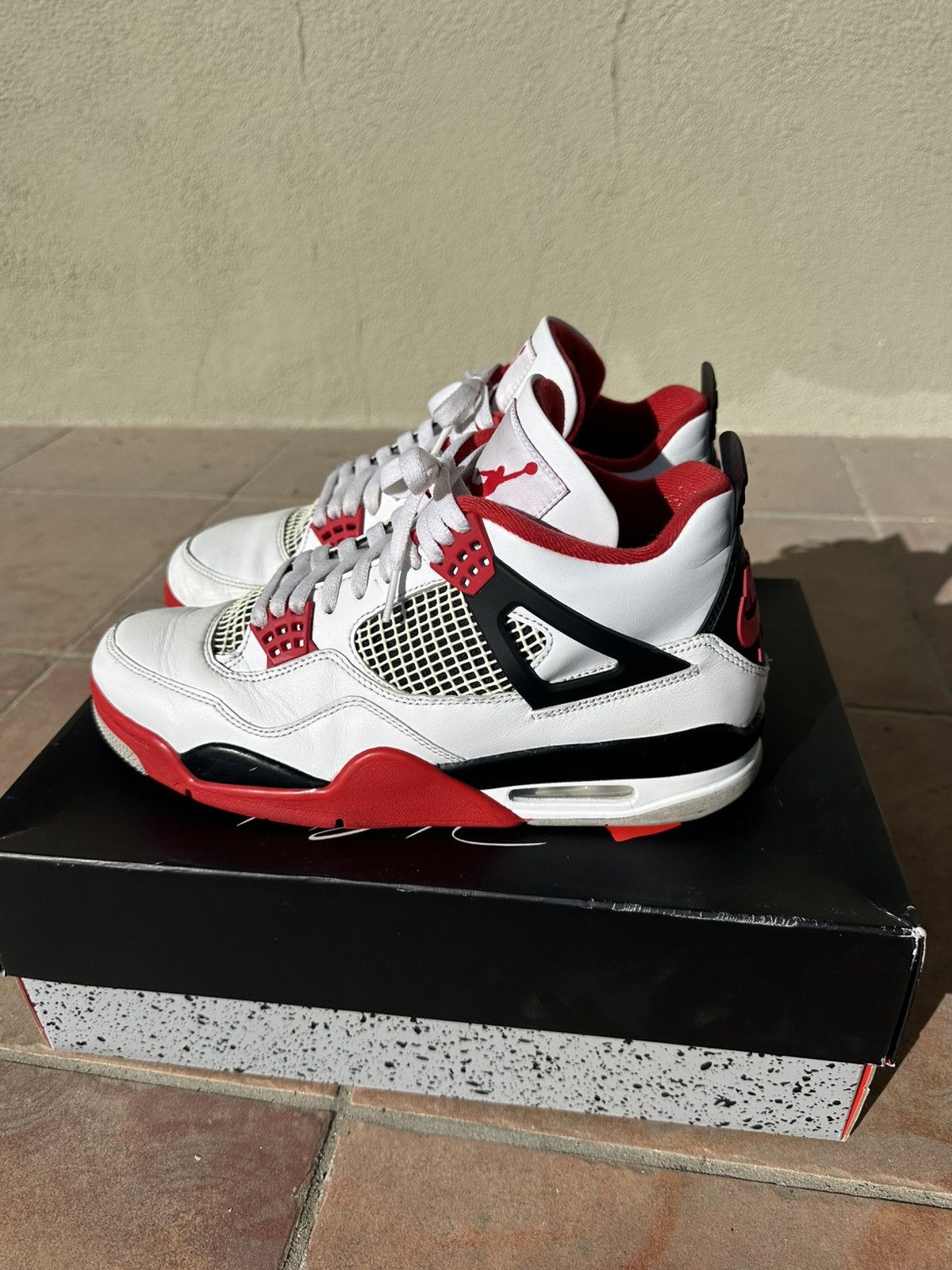 Jordan Brand Air Jordan 4 Retro Fire Red (2020) Size US 10 / EU 43 - 3 Thumbnail