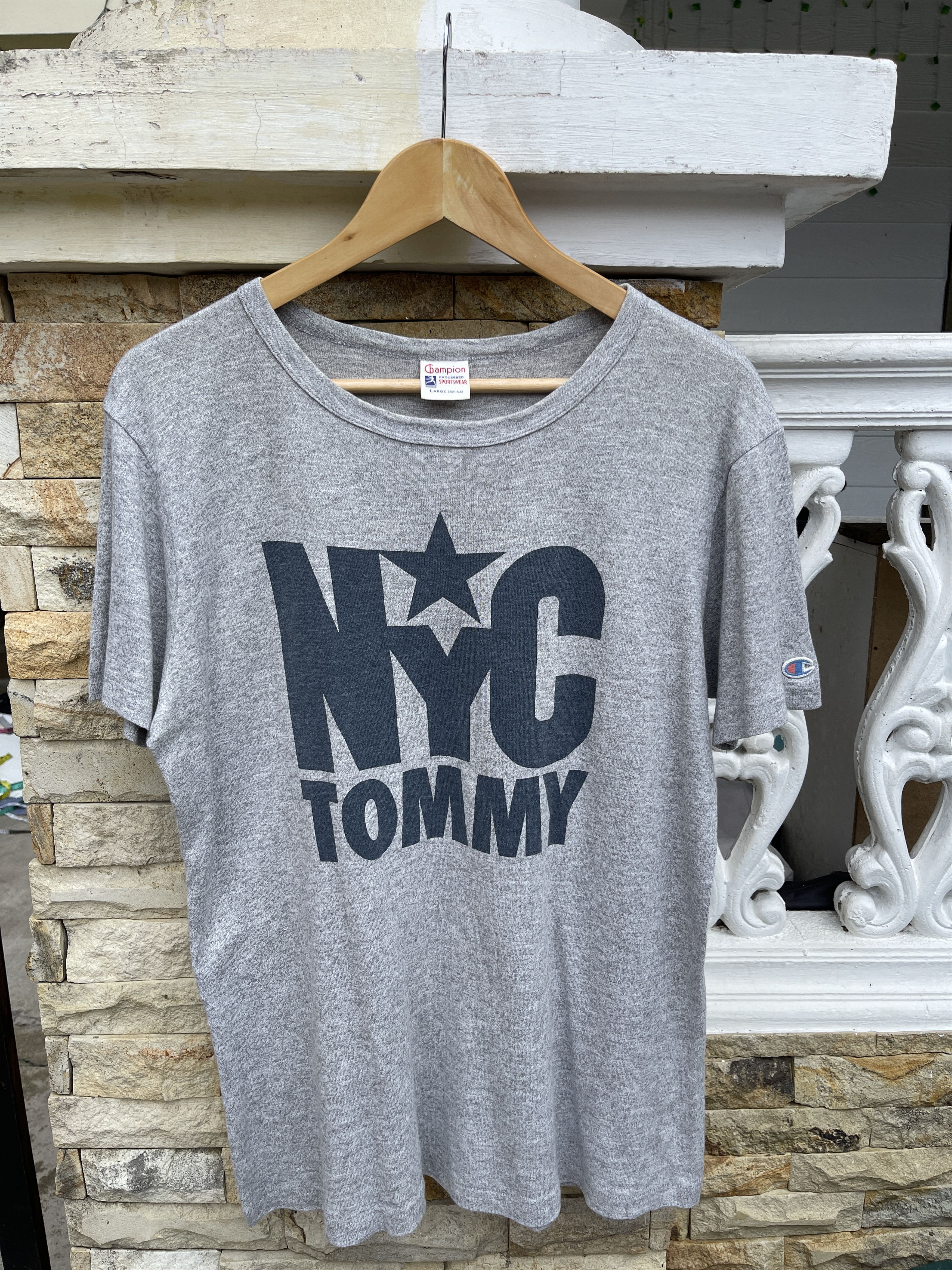 Last Drop🔥Rare🔥Vintage Champion x NYC TOMMY T Shirt