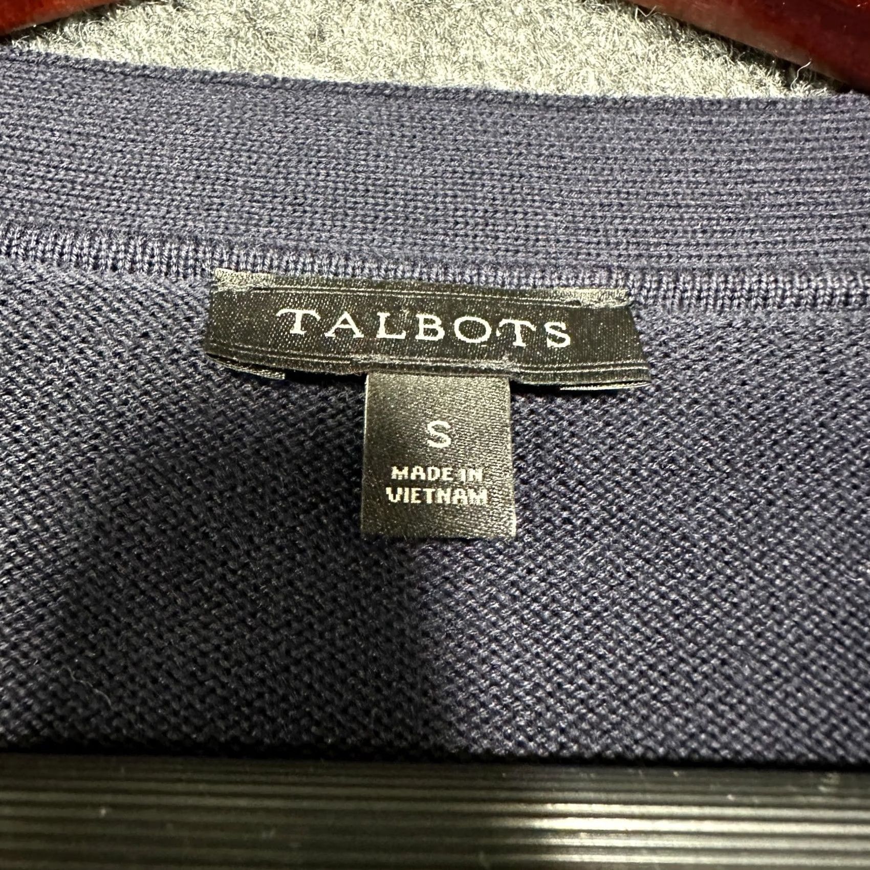 Talbots Talbots Cardigan Sweater Womens Small Navy Blue Cotton Blend Button Front V Neck Size S / US 4 / IT 40 - 5 Thumbnail