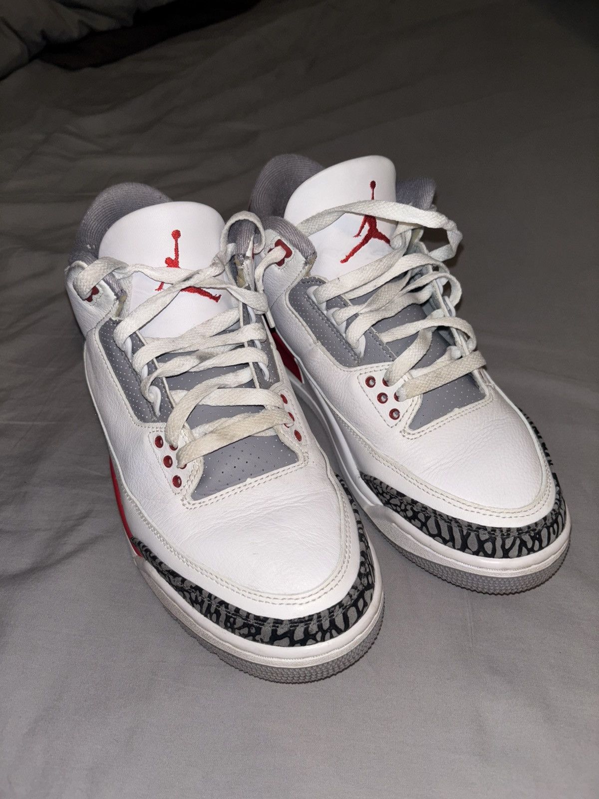 Nike JORDAN 3 FIRE RED Size US 8.5 / EU 41-42 - 1 Thumbnail