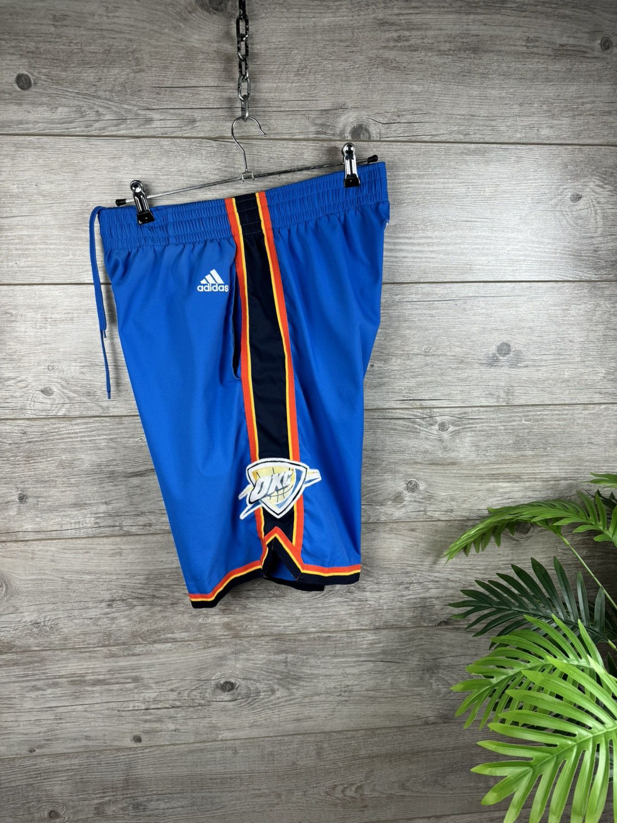 NBA Adidas NBA shorts 🩳 OKC size L Size US 34 / EU 50 - 8 Thumbnail
