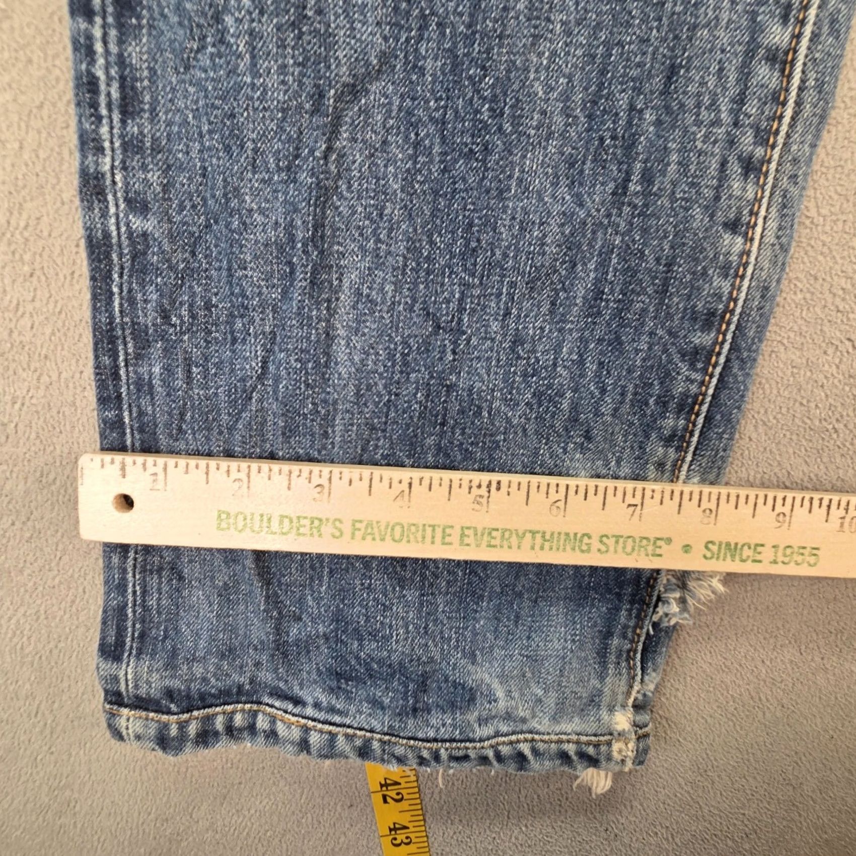 Levi's Levis Jeans Mens Regular Straight 29x32 Blue Light Distressed Pockets Logo Vintage: No, Selvedge Not N/A Size US 29 - 5 Thumbnail