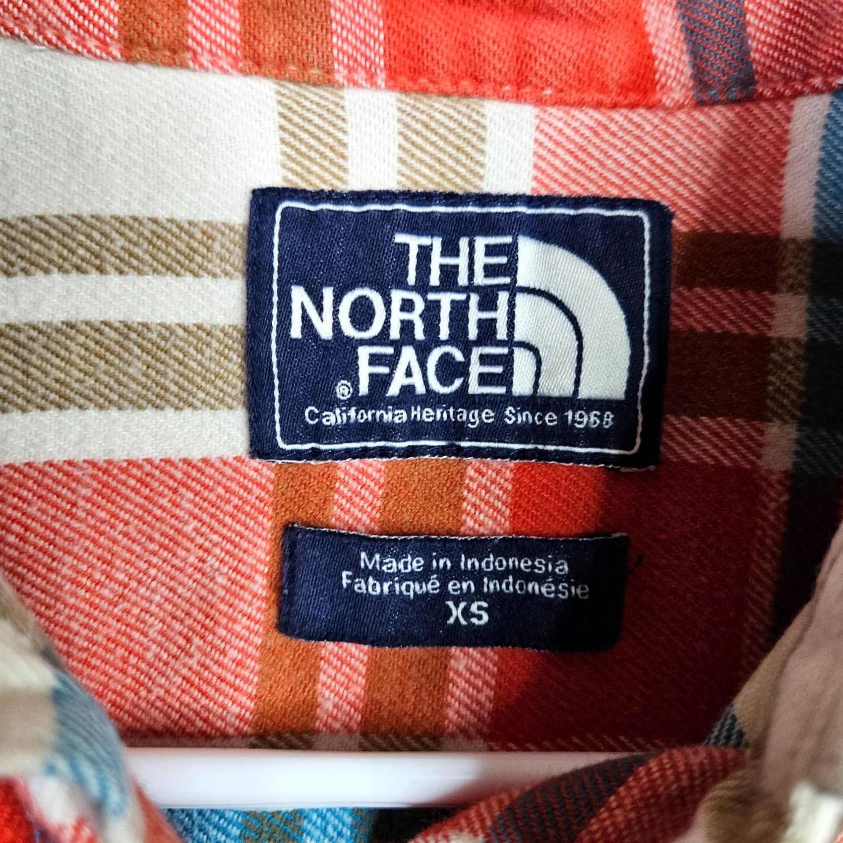 The North Face The North Face Women's Multicolor Plaid Flannel Button Up Shirt XS Regular Size XS Button-Up Casual Shirts Women's The North Face Size XS / US 0-2 / IT 36-38 - 4 Thumbnail