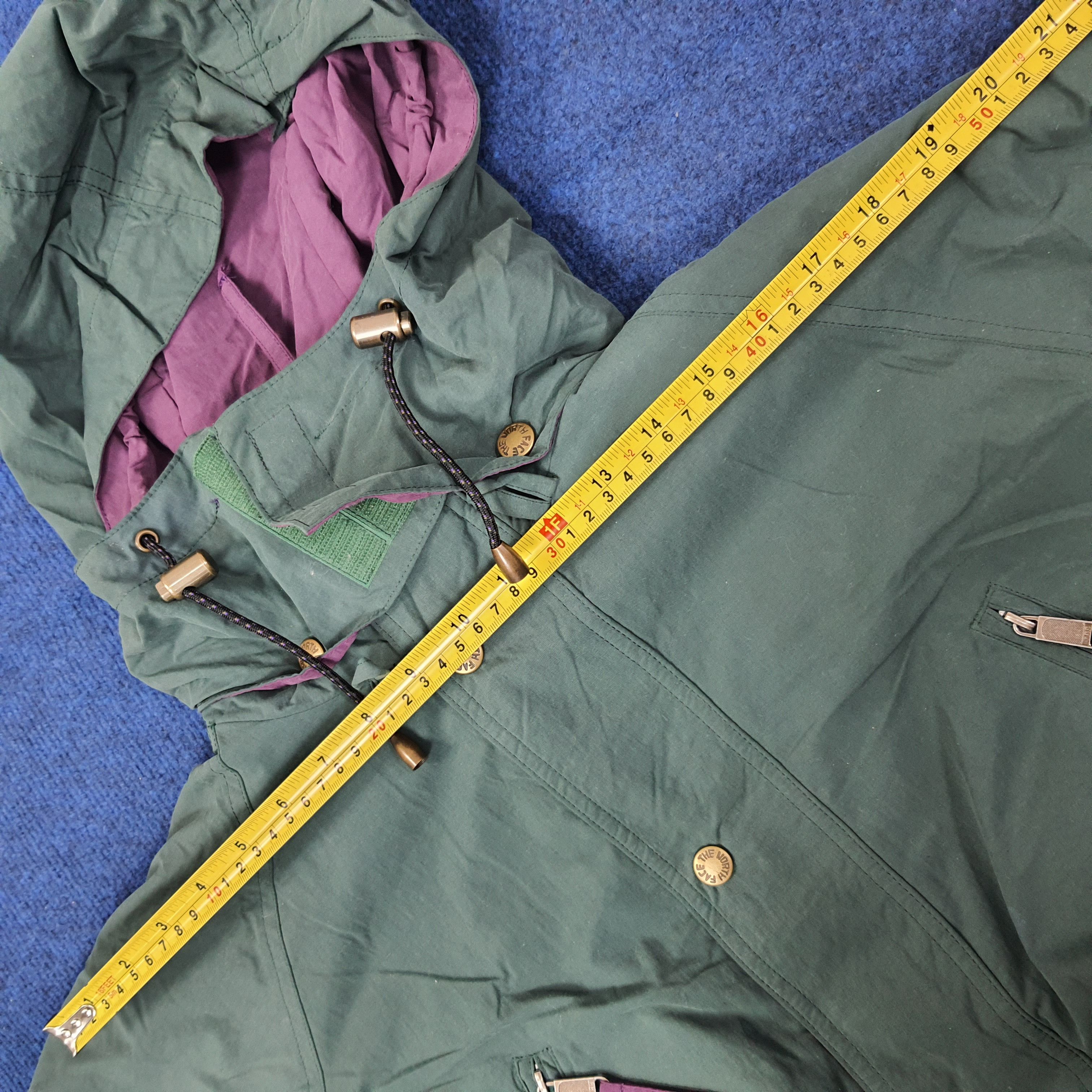 The North Face Vintage The North Face Armadilla Outdoor Jacket C251N5 Size US L / EU 52-54 / 3 - 11 Thumbnail