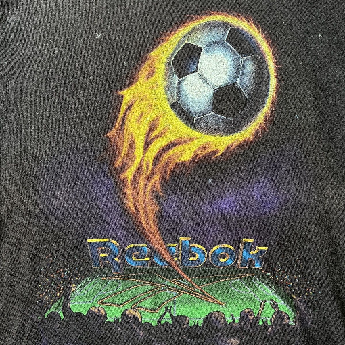 Reebok Vintage 1990s Reebok Soccer Field TShirt Size US M / EU 48-50 / 2 - 12 Thumbnail