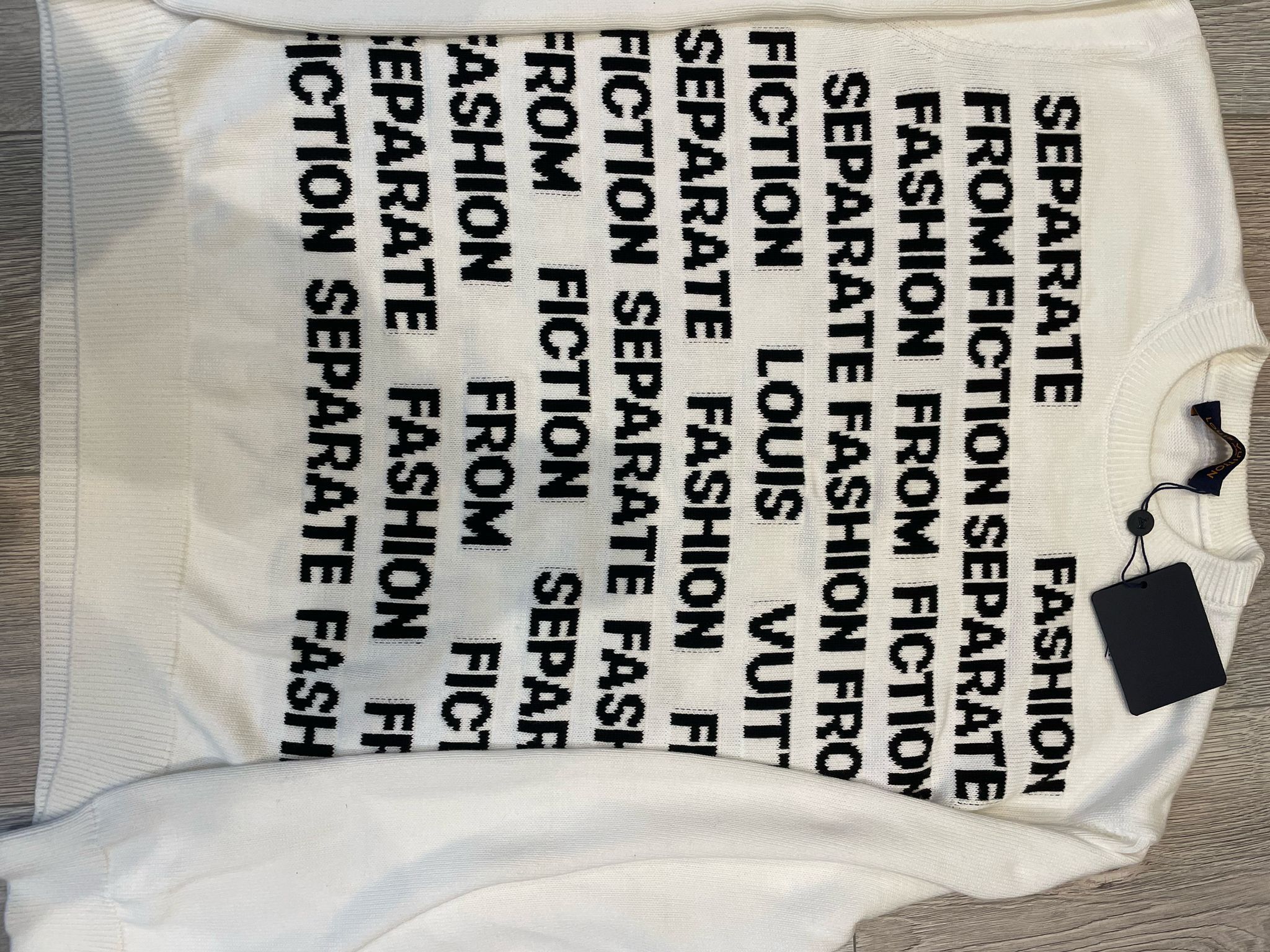 Louis Vuitton Louis Vuitton Letters Sweater Size US XXL / EU 58 / 5 - 3 Thumbnail