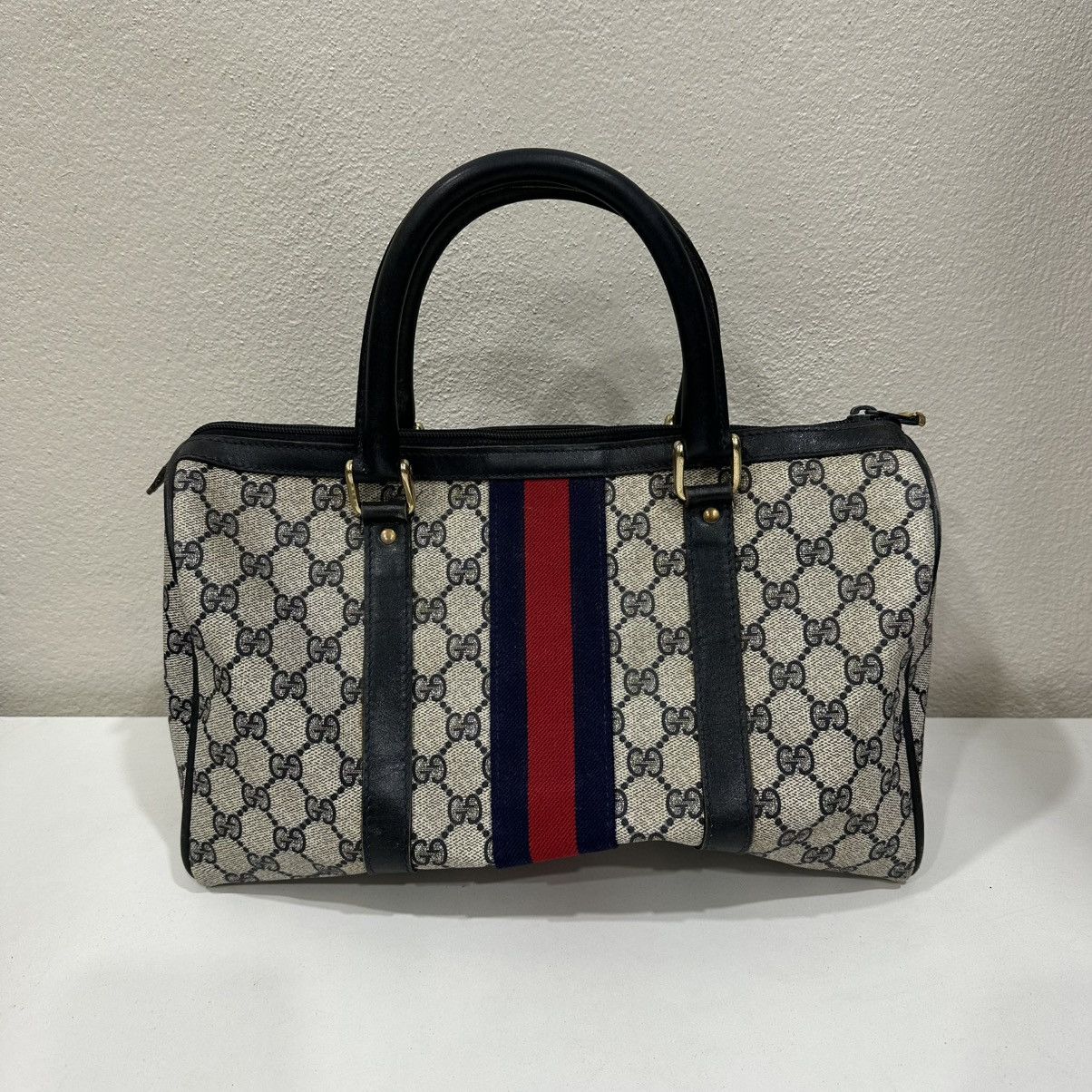 Gucci ‼️LASTDROP‼️ VINTAGE GUCCI GG SUPREME BOSTON BAG Size ONE SIZE - 3 Thumbnail