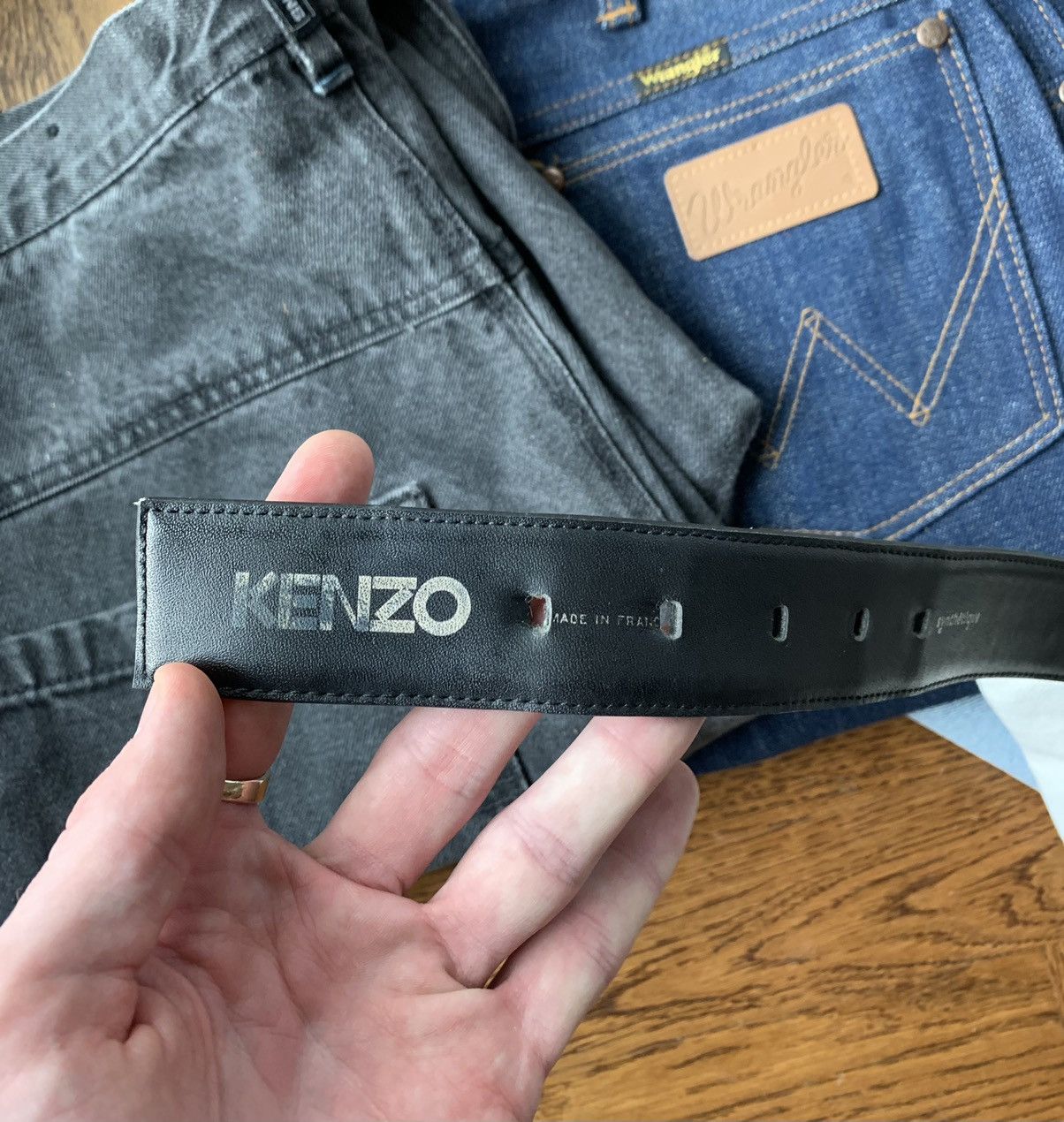 Designer × Kenzo Kenzo Vegan Leather Belt Floral Embroidered Small PVC Womens Size ONE SIZE - 6 Thumbnail