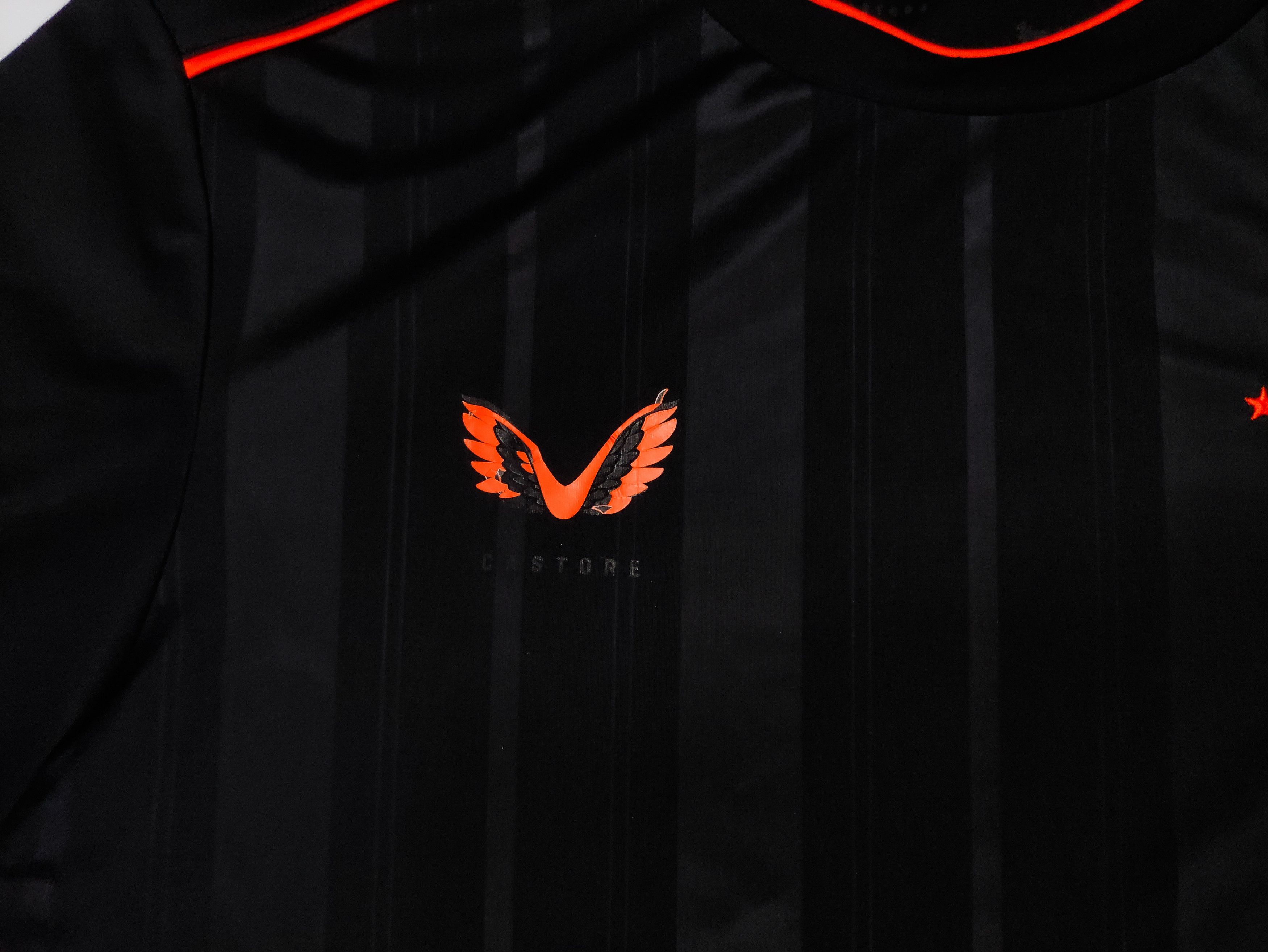 Castore Rangers FC 2020 2021 Catore Third Shirt 3rd Kit Jersey 32red Size US S / EU 44-46 / 1 - 7 Thumbnail