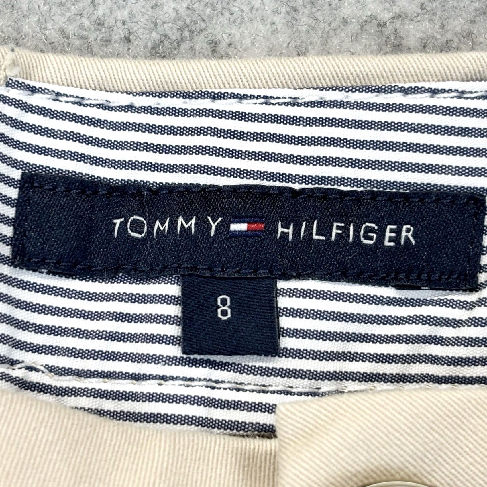 Tommy Hilfiger Tommy Hilfiger Chino Shorts UK 8 Women Beige Casual Summer Holiday Womens Regular Front Zip Button Cotton Elastane Flat Front Size 30" / US 8 / IT 44 - 6 Thumbnail