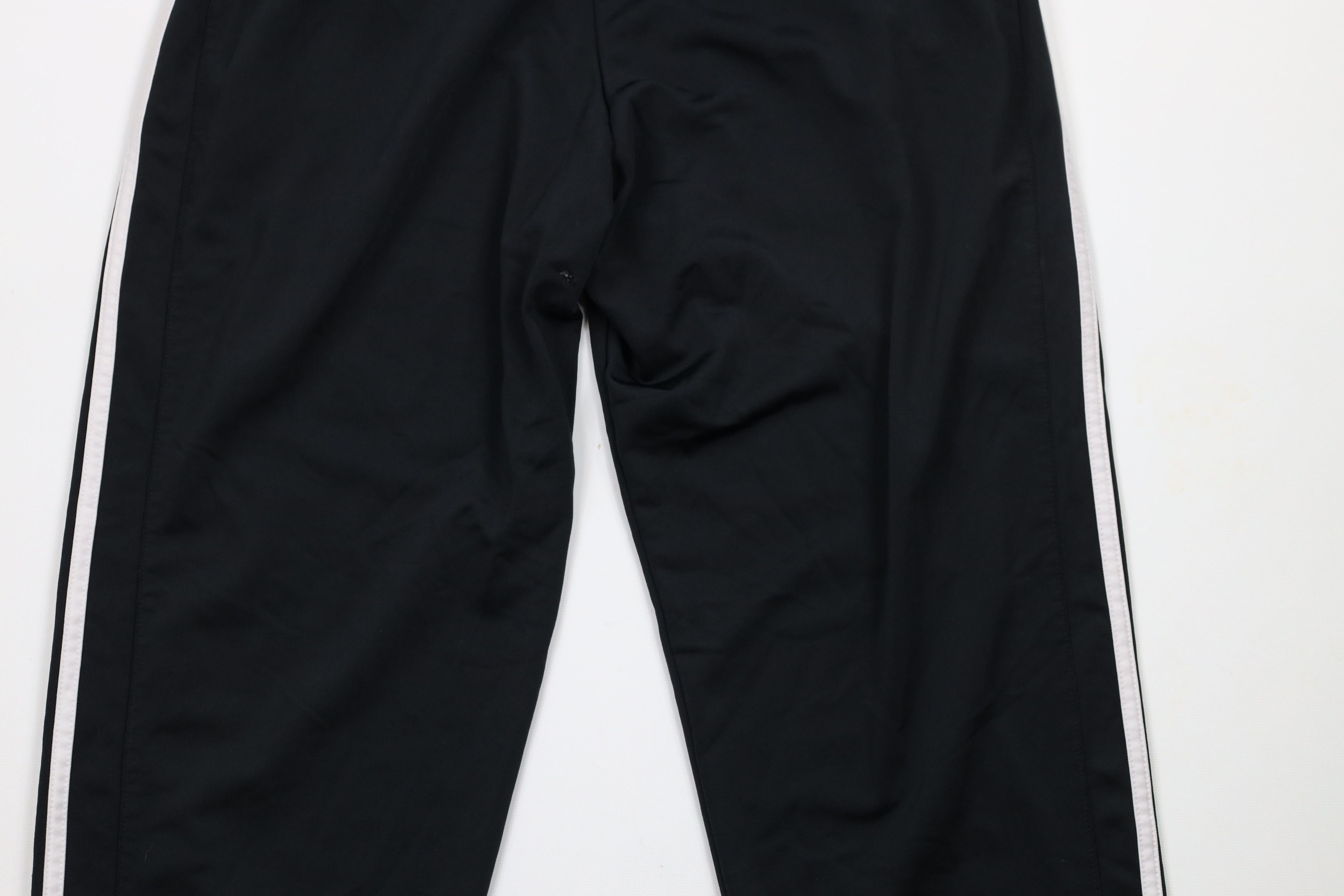 Adidas × Vintage Vintage Adidas Out Striped Tapered Leg Soccer Warm Up Pants Size US 34 / EU 50 - 11 Thumbnail